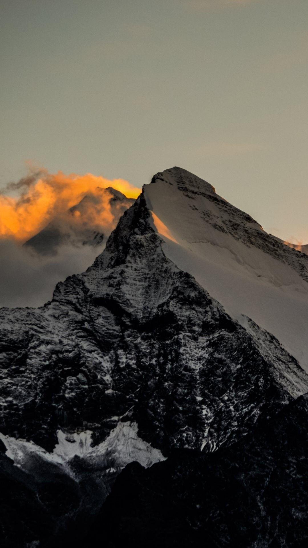 1080x1920 Fire On the Mountain Background