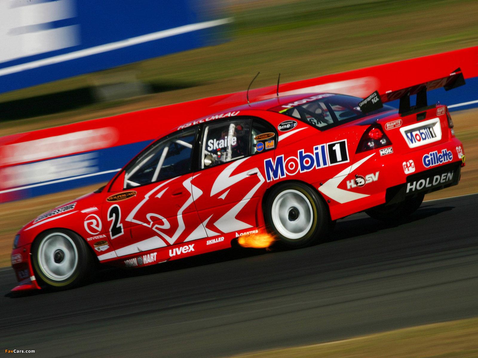 1600x1200 V8 Supercars wallpaper HD for desktop background