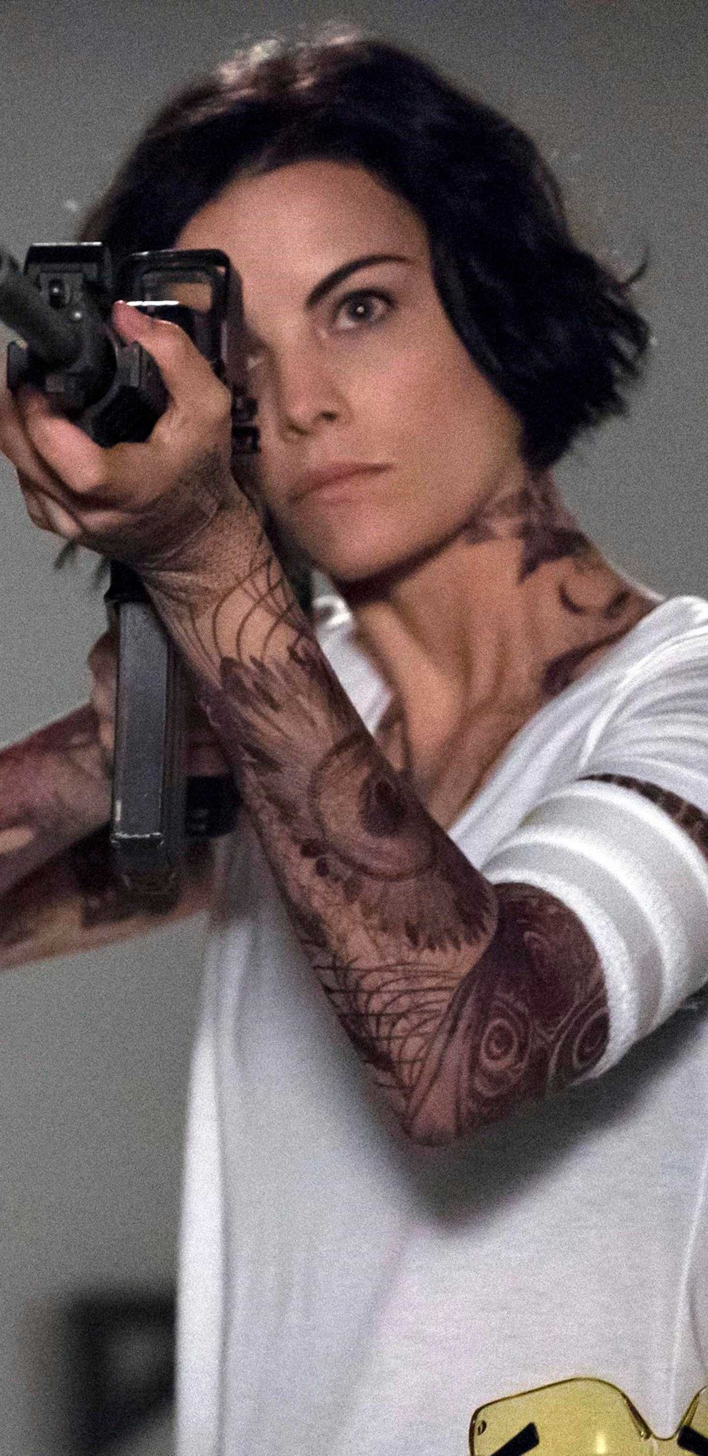 1440x2960 Android Blindspot Wallpaper