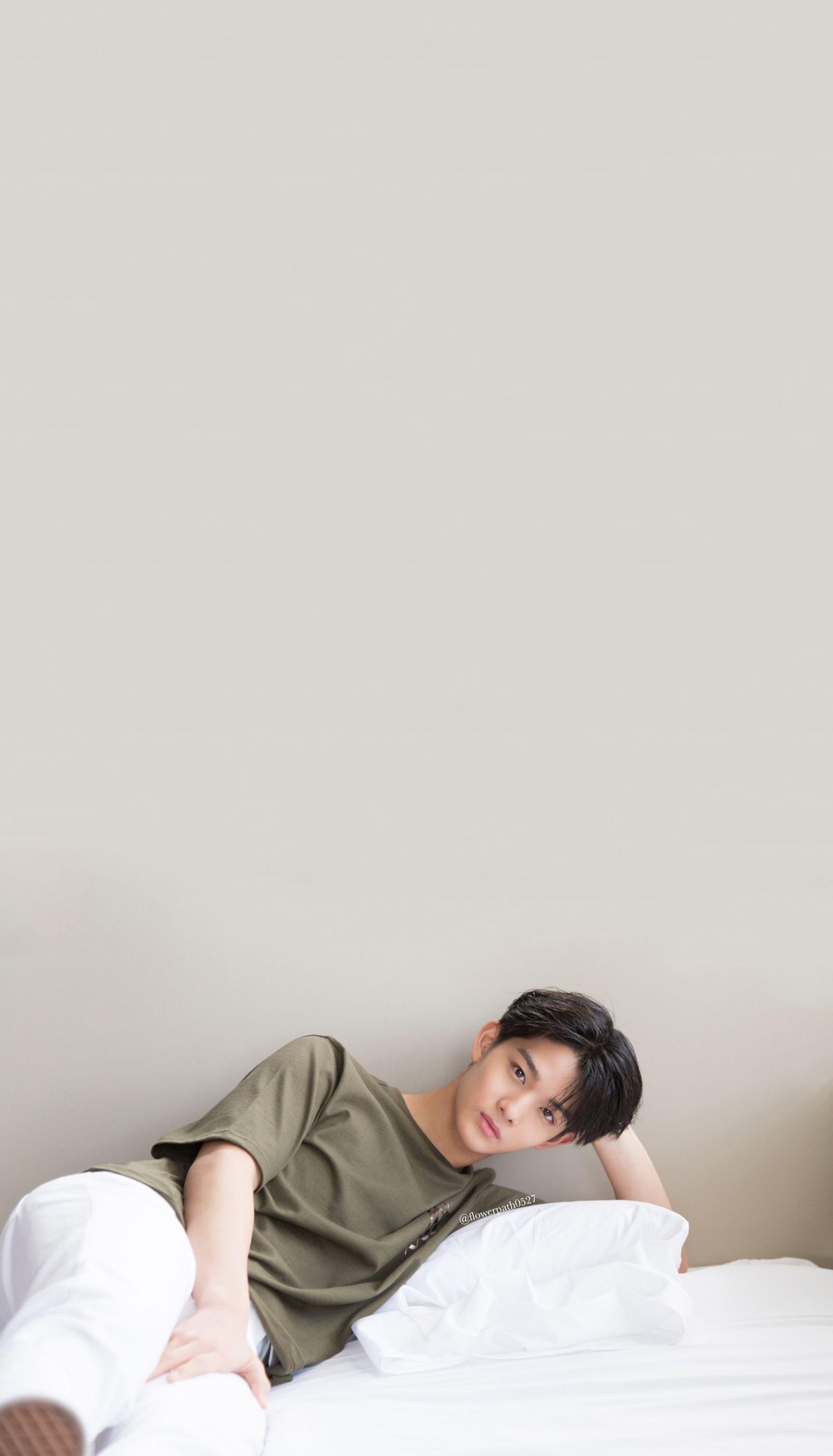 1879x3284 Bae Jin Young Wallpaper