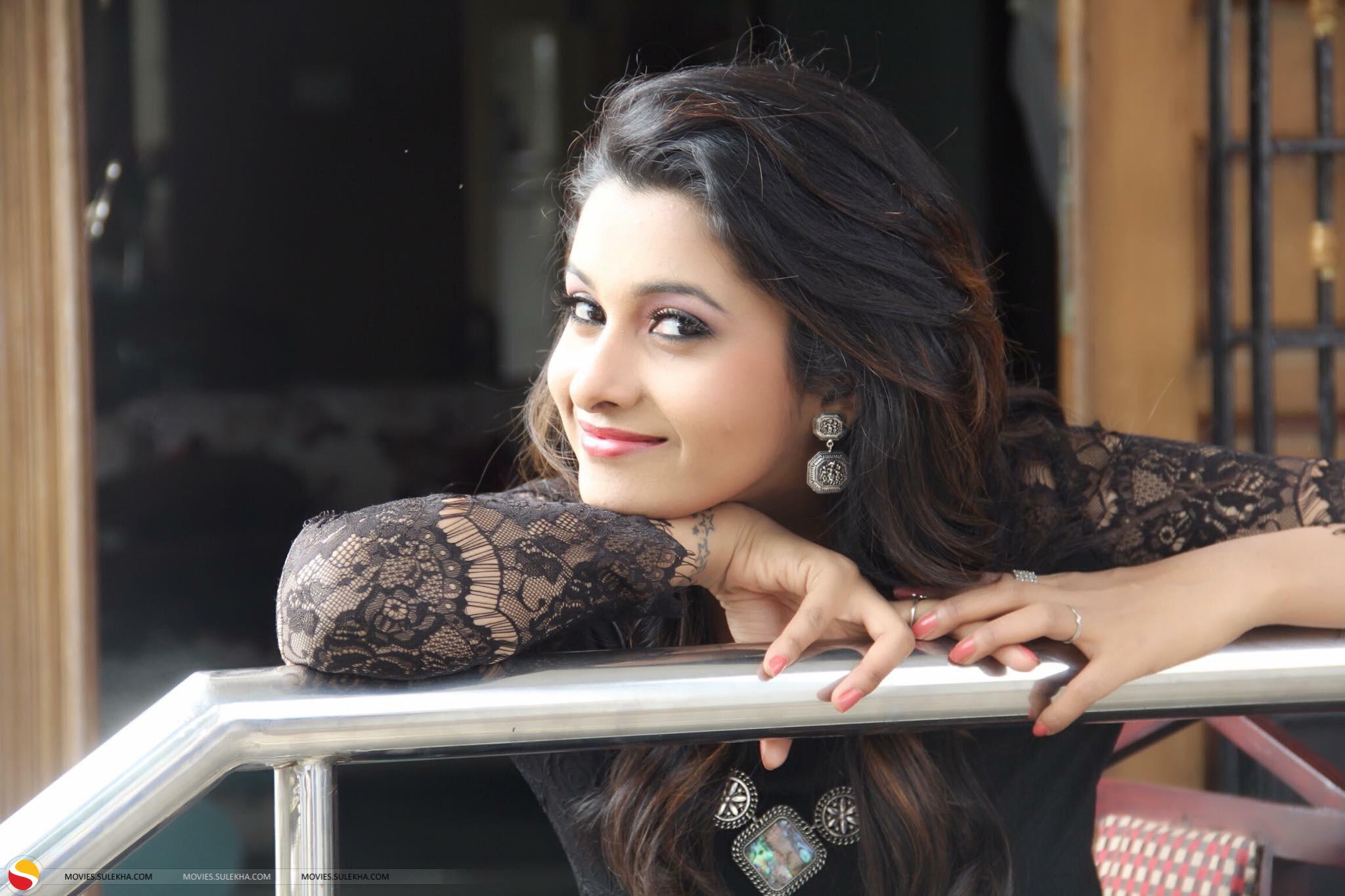 2048x1364 of Priya Bhavani Shankar Picture, Priya Bhavani Shankar