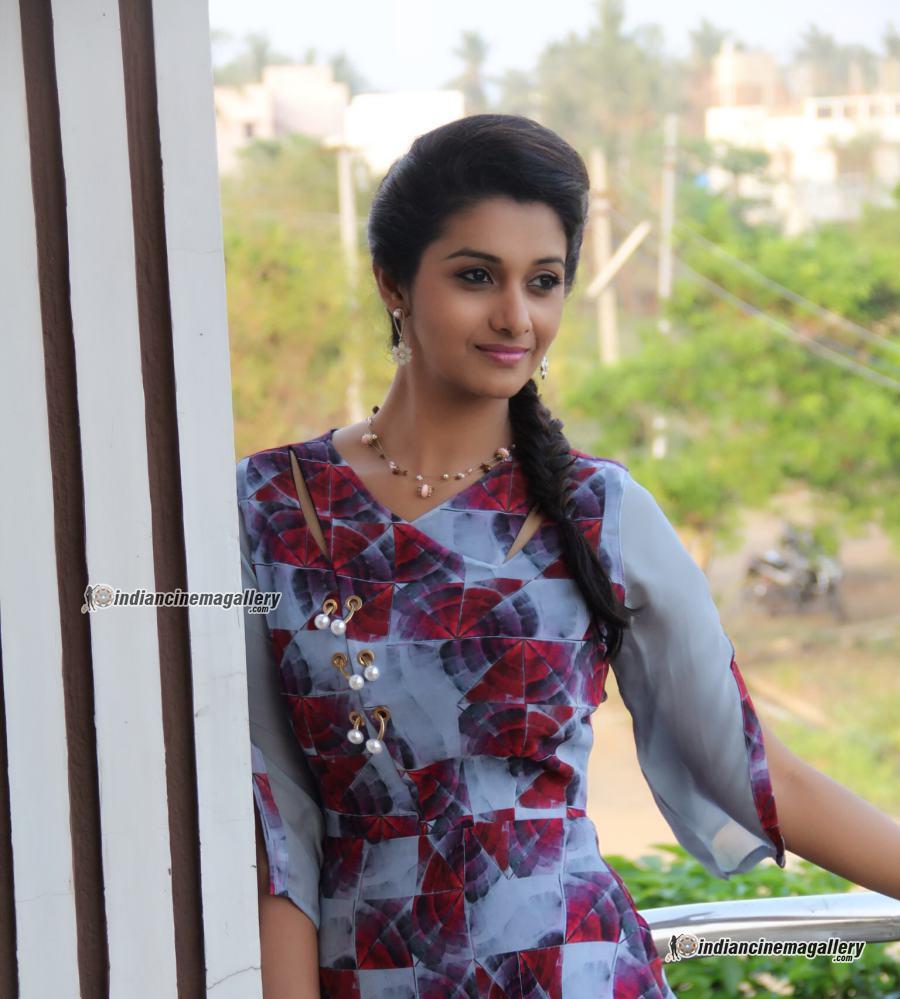 900x999 Priya Bhavani Shankar Stills 2