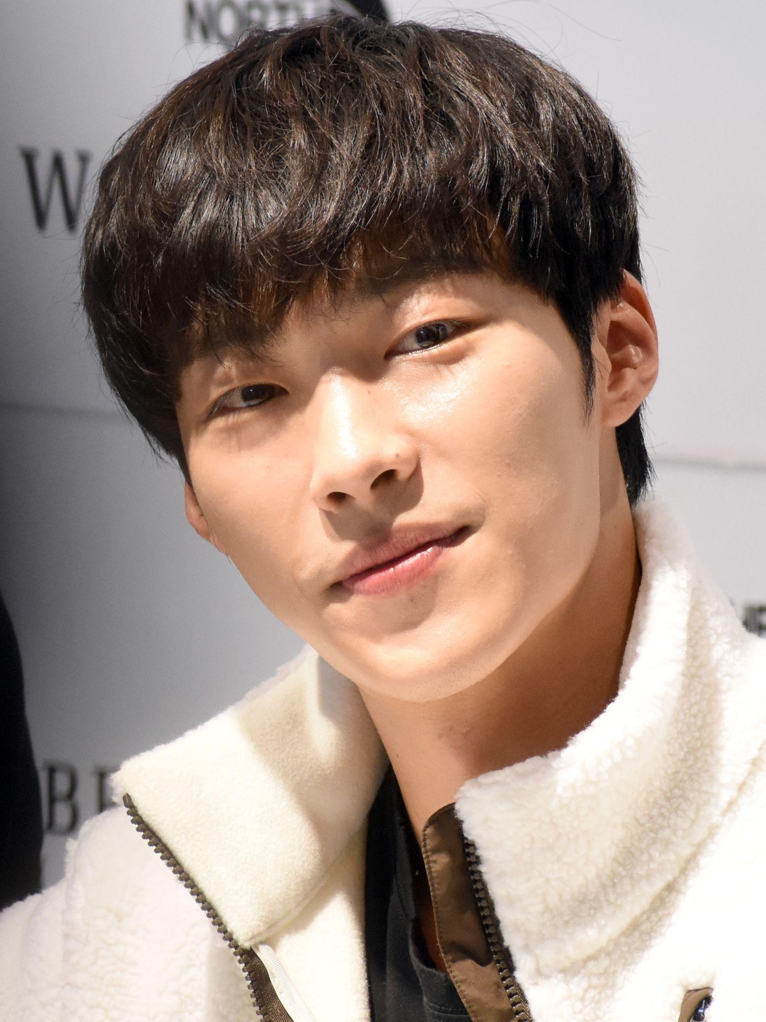 Woo Do Hwan Wallpapers Top Free Woo Do Hwan Backgrounds WallpaperAccess