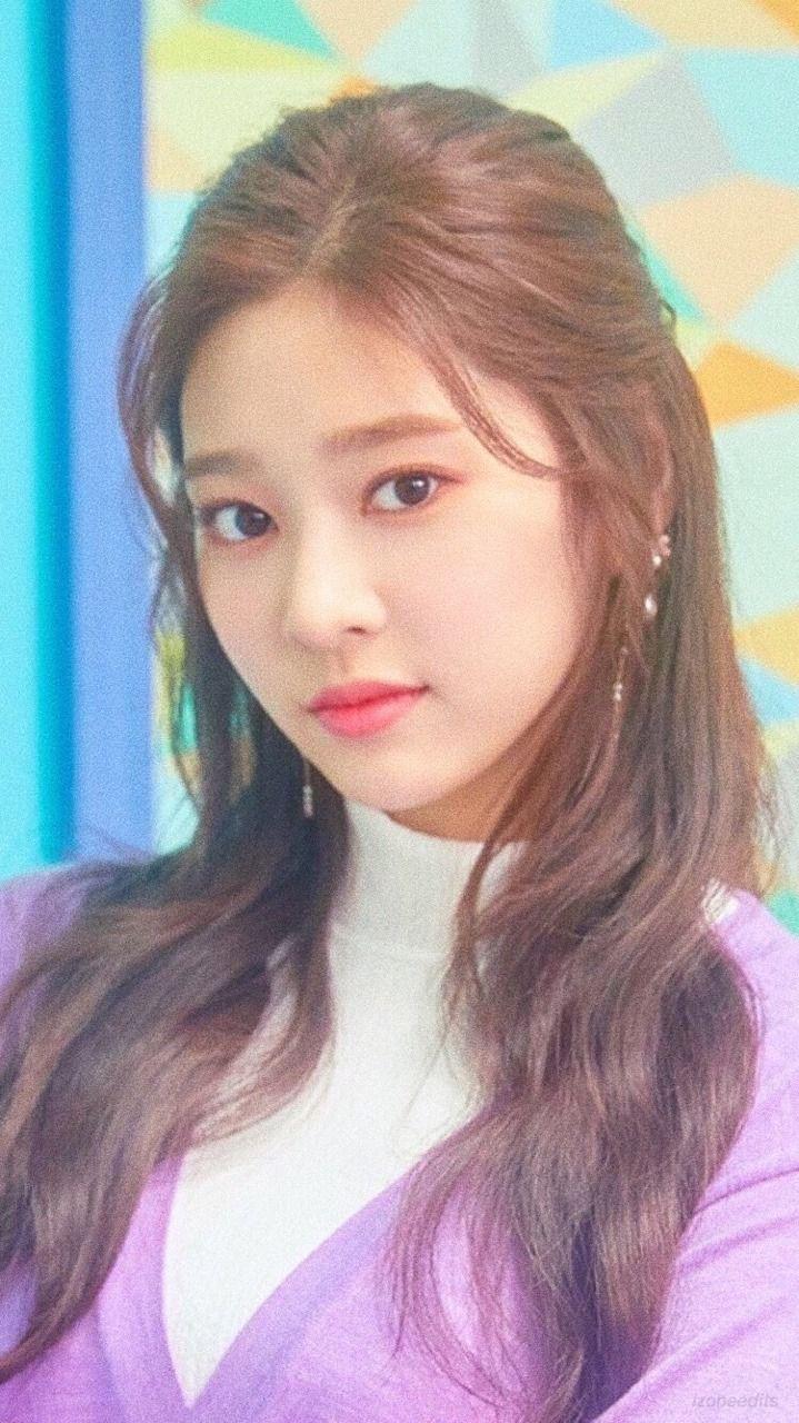 719x1280 IZ*ONE EDITS