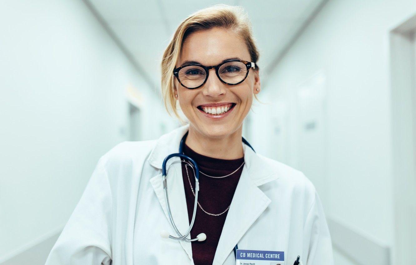 1332x850 Wallpaper smile, doctor, medicine image for desktop, section разное
