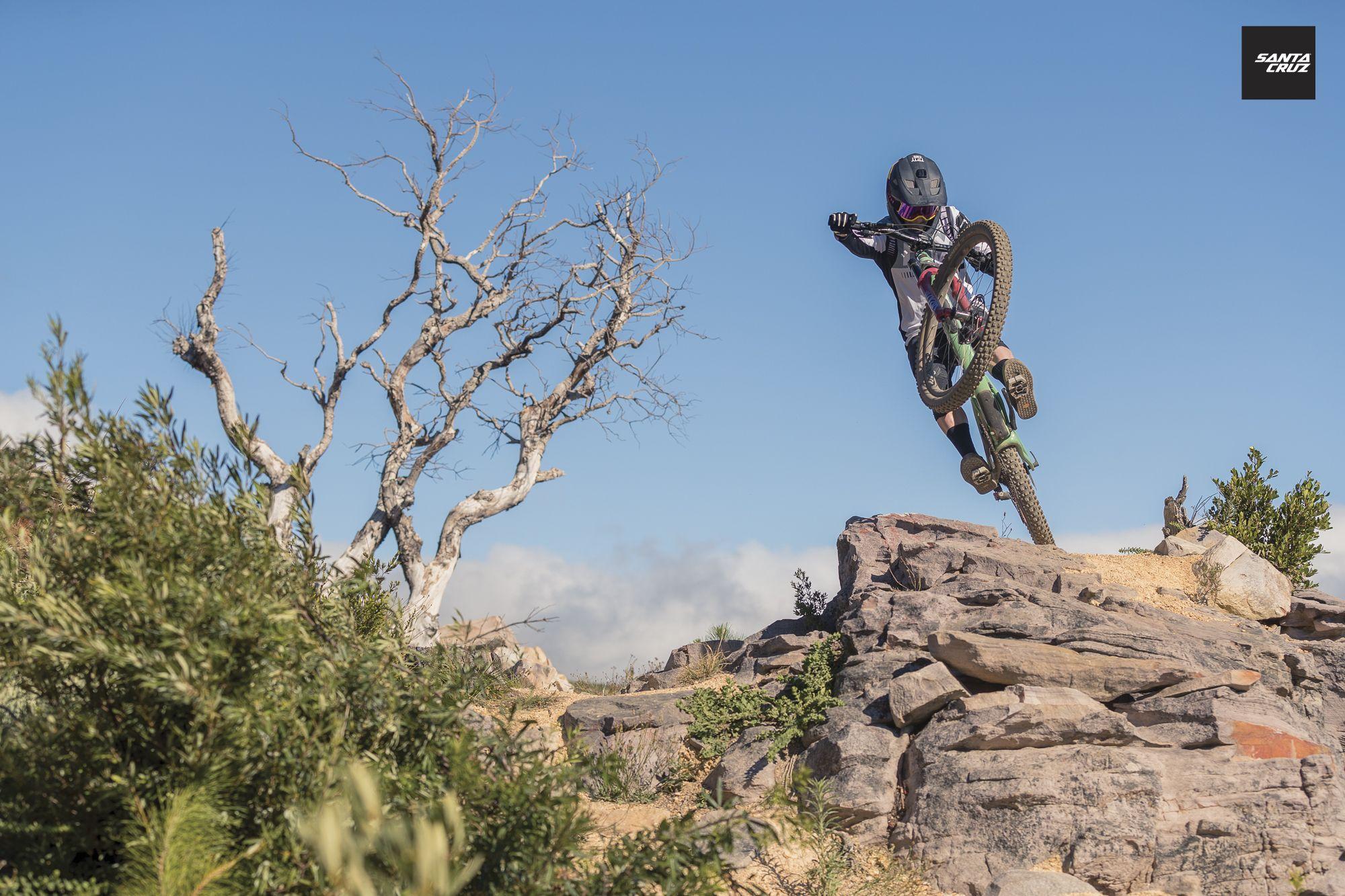 2000x1333 Wallpaper. Santa Cruz Bicycles