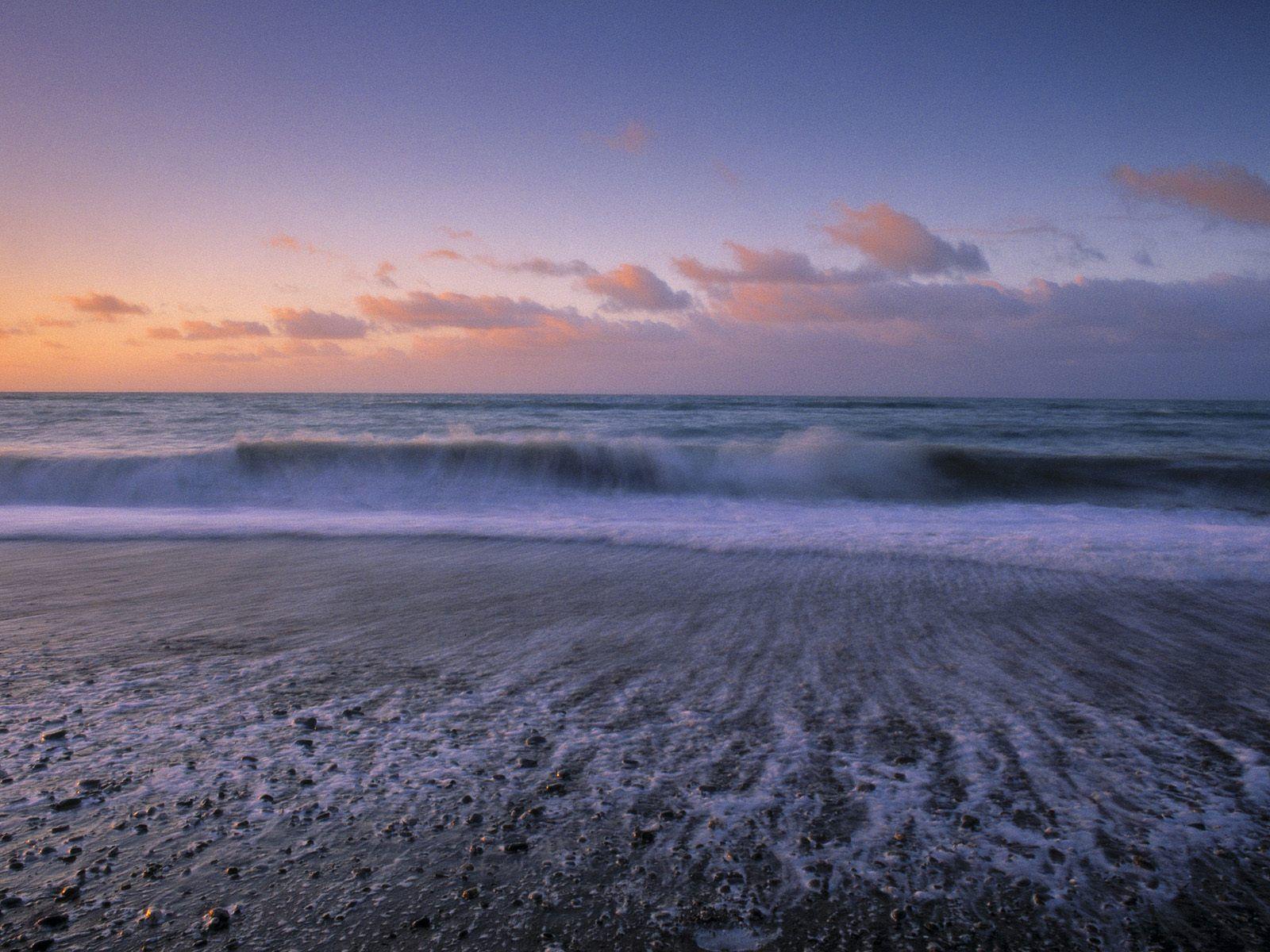 1600x1200 New Zealand beach wallpaper 7893