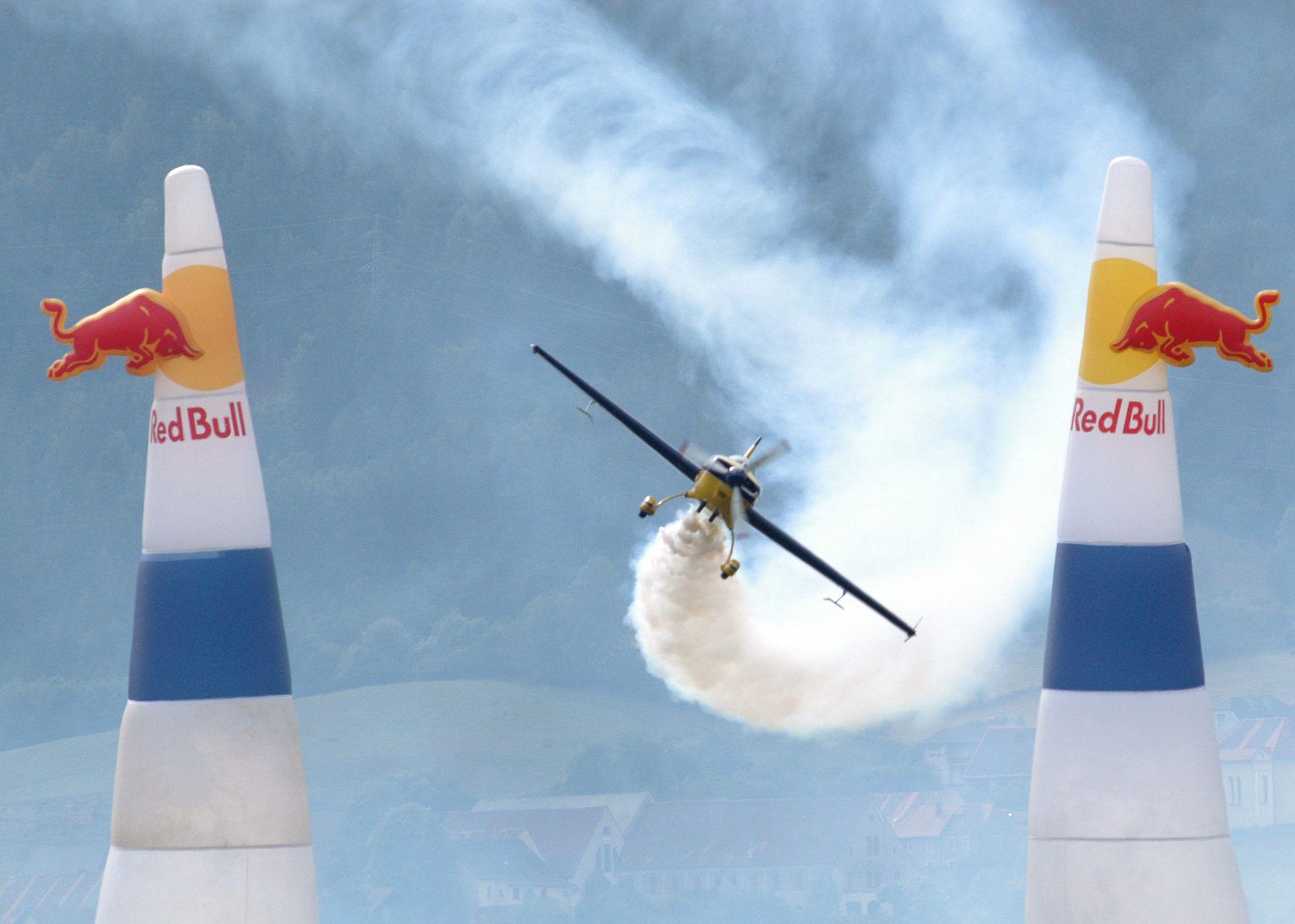2102x1500 Red Bull Air Race Wallpaper