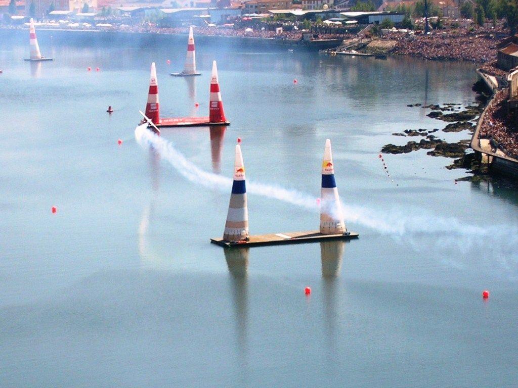1024x768 Red Bull Air Race 1 (Porto)
