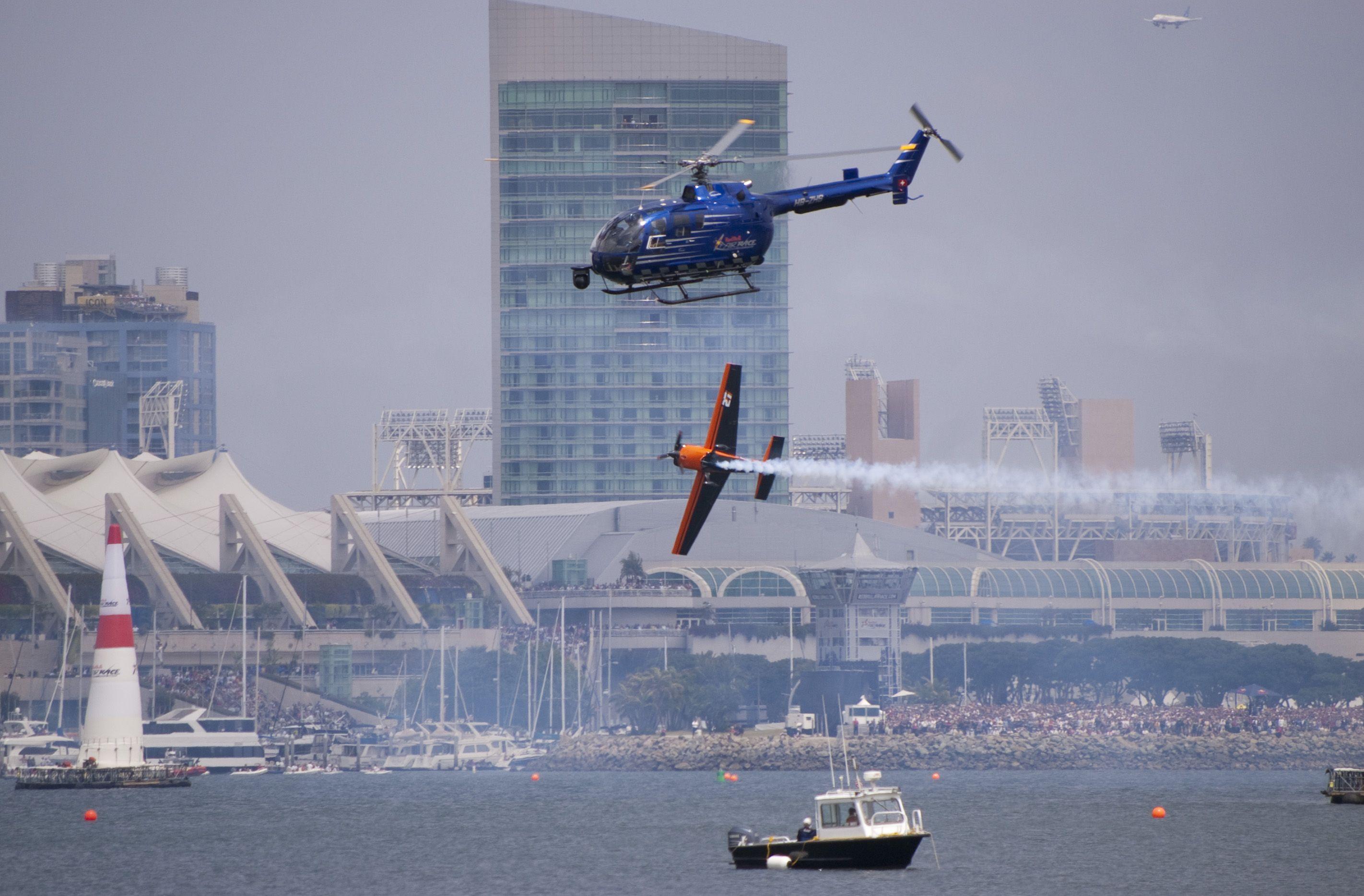 2844x1869 Free 2697 Red Bull Air Race
