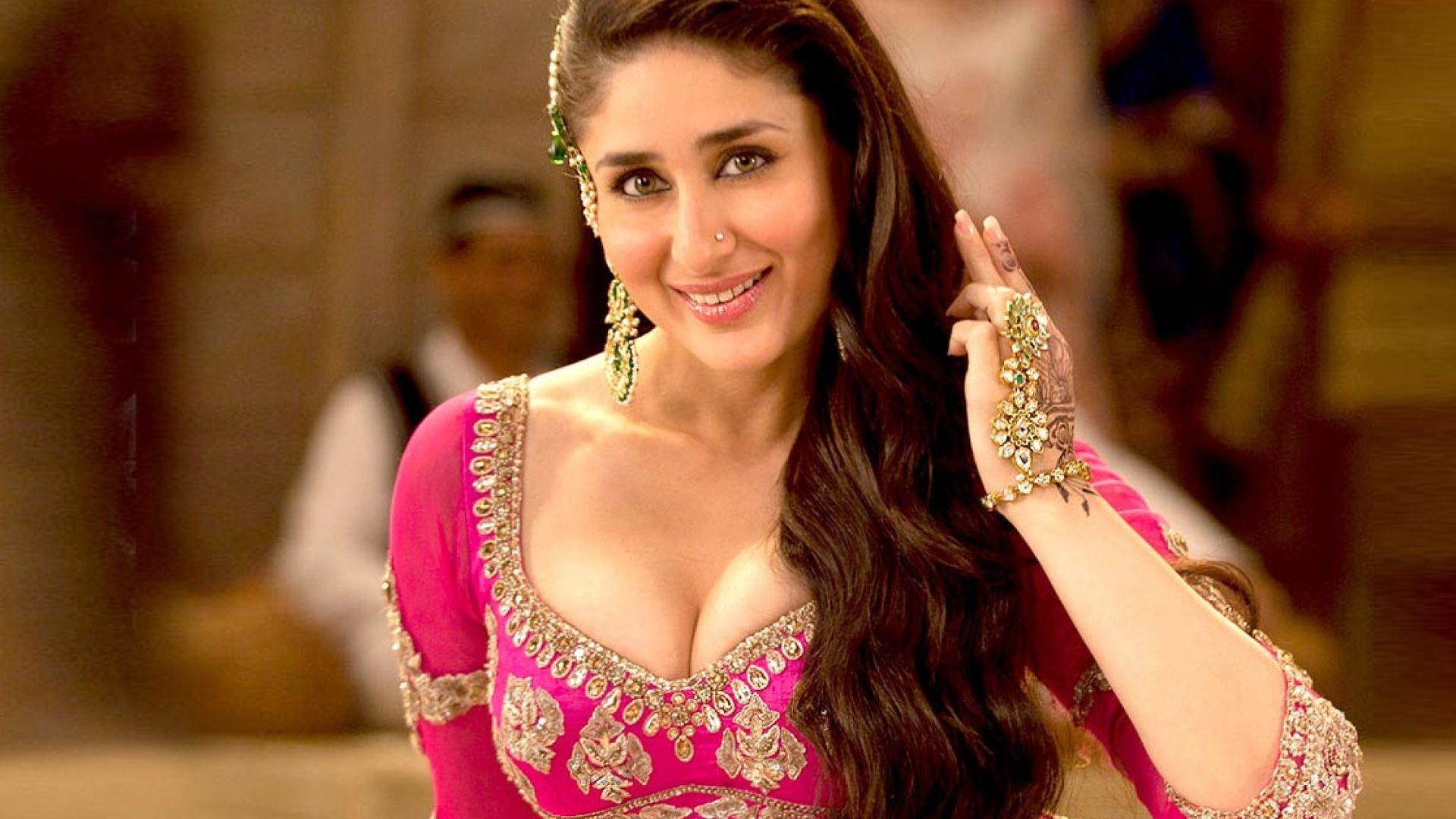 Kareena Sexy