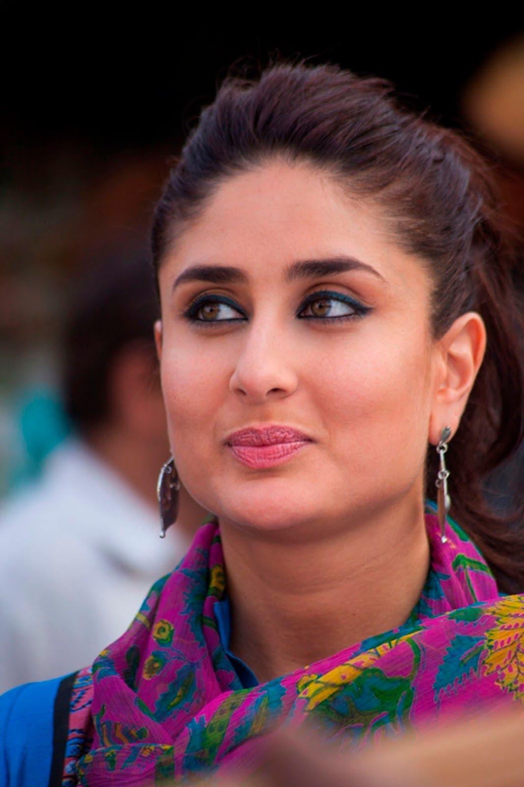 1066x1600 Kareena Kapoor wallpaper, Celebrity, HQ Kareena Kapoor picture