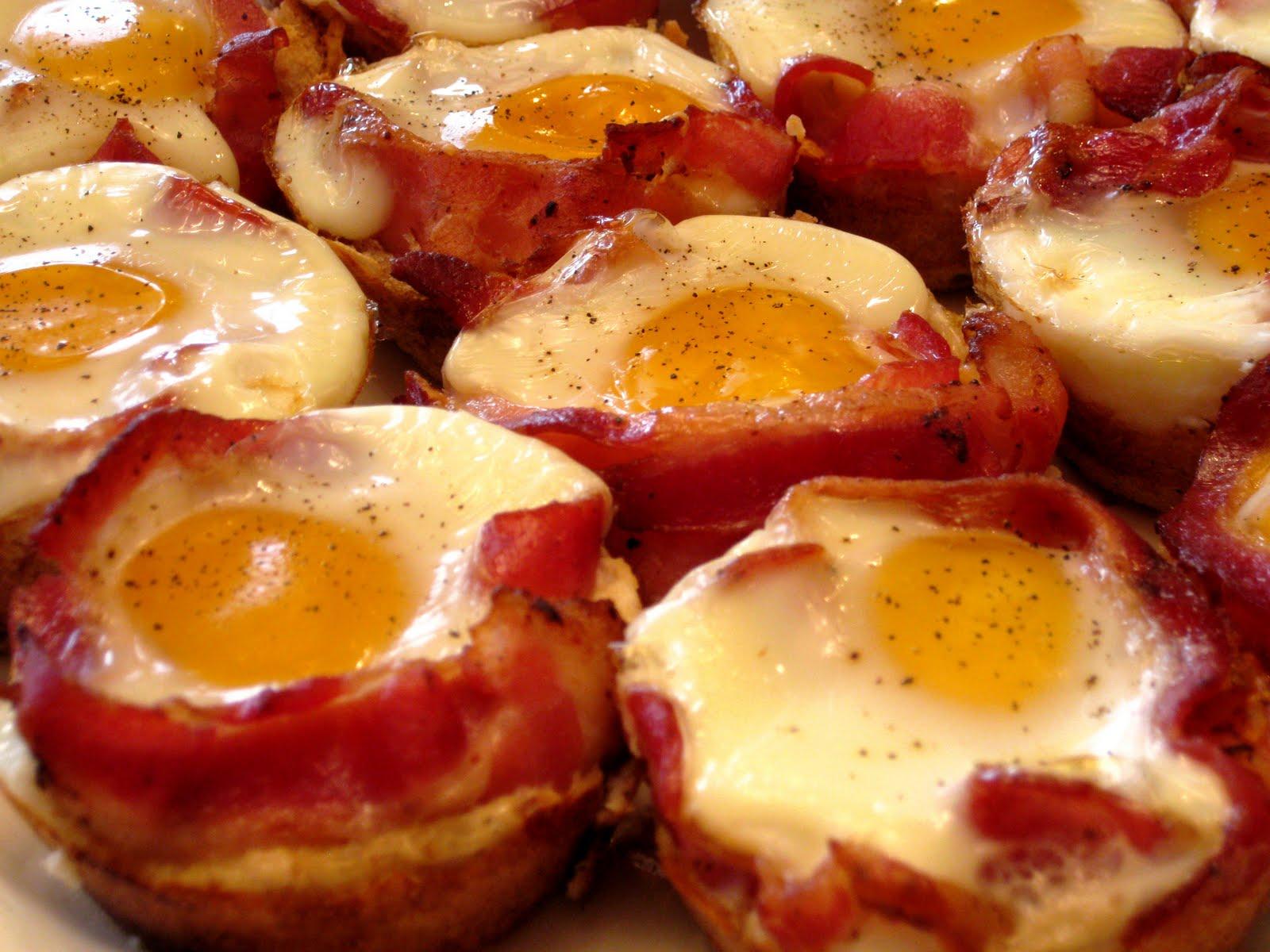 1600x1200 Bacon and Egg Cupcakes!