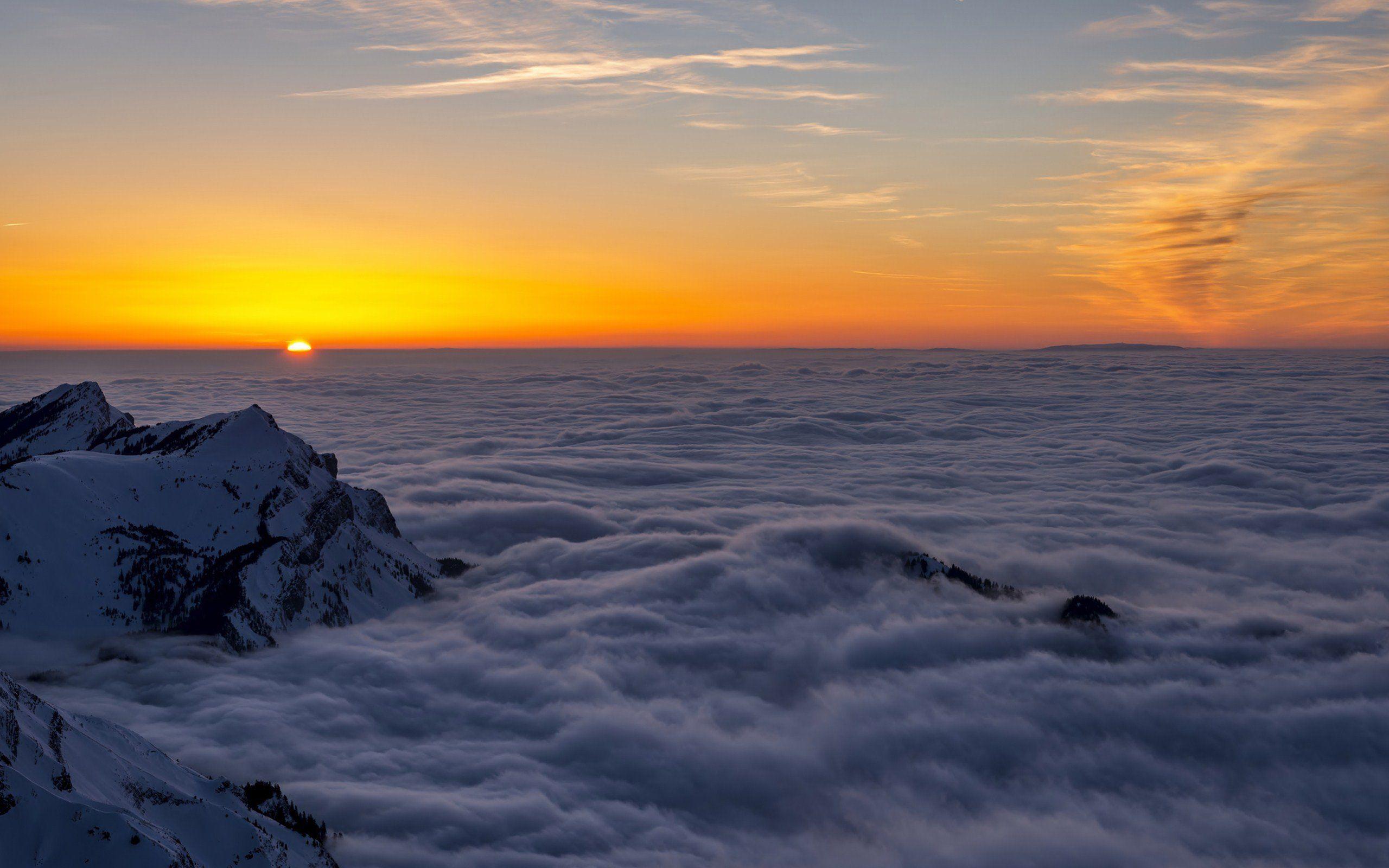 2560x1600 Nature mountain range fog sunrise landscape tree mac ox ultrahd 4k