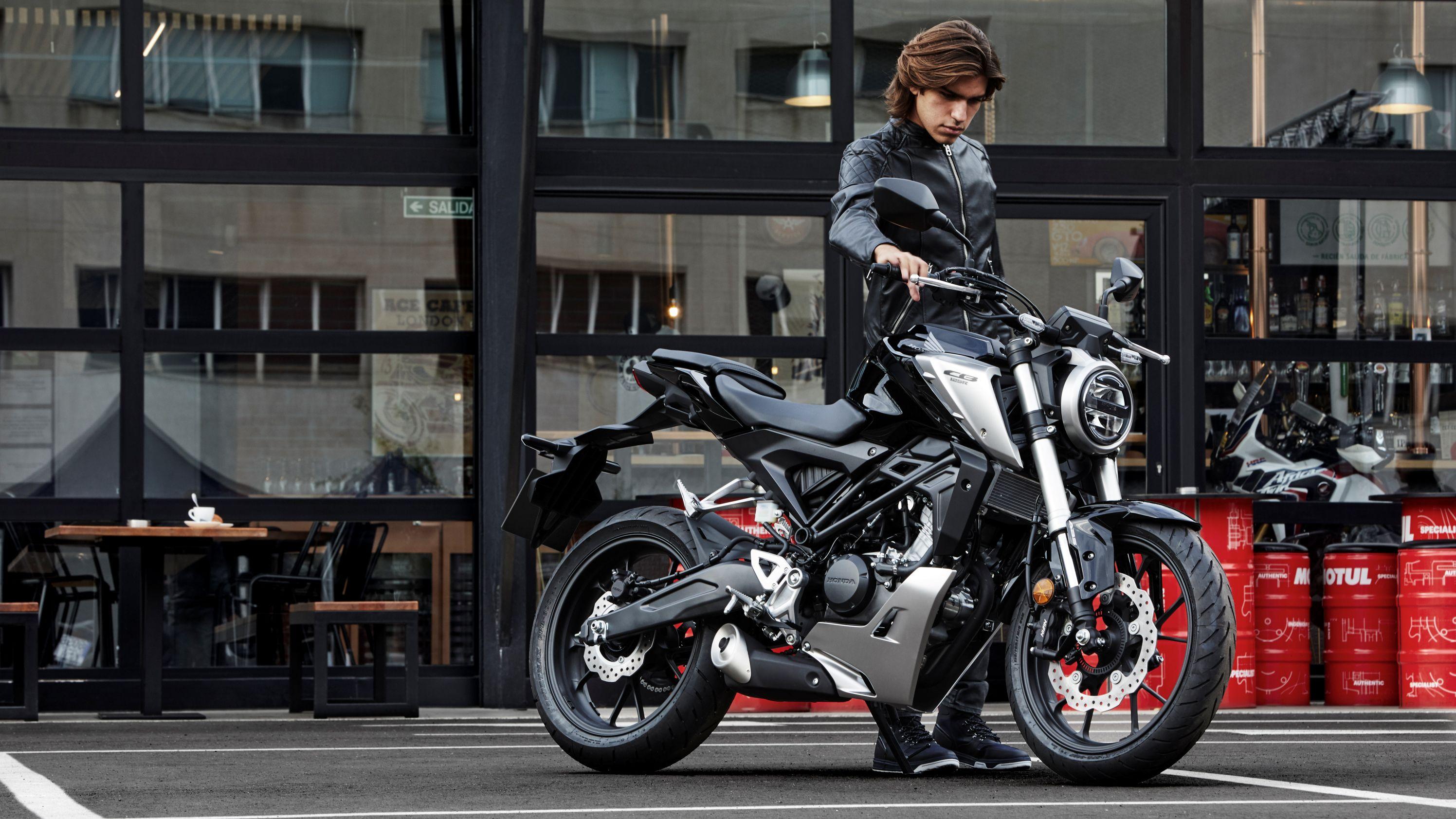 2992x1683 Honda CB125R Picture, Photo, Wallpaper