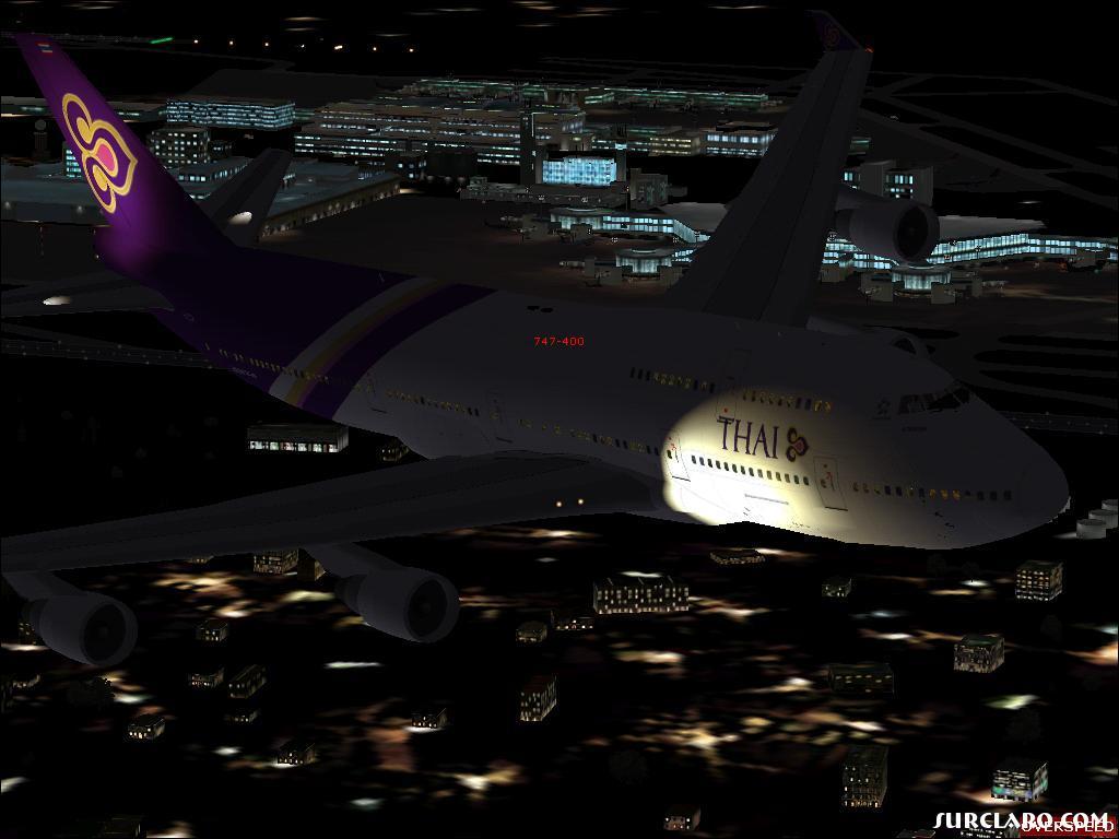 1024x768 FS2004 747 400 Thai Airways (7598) SurClaro Photo