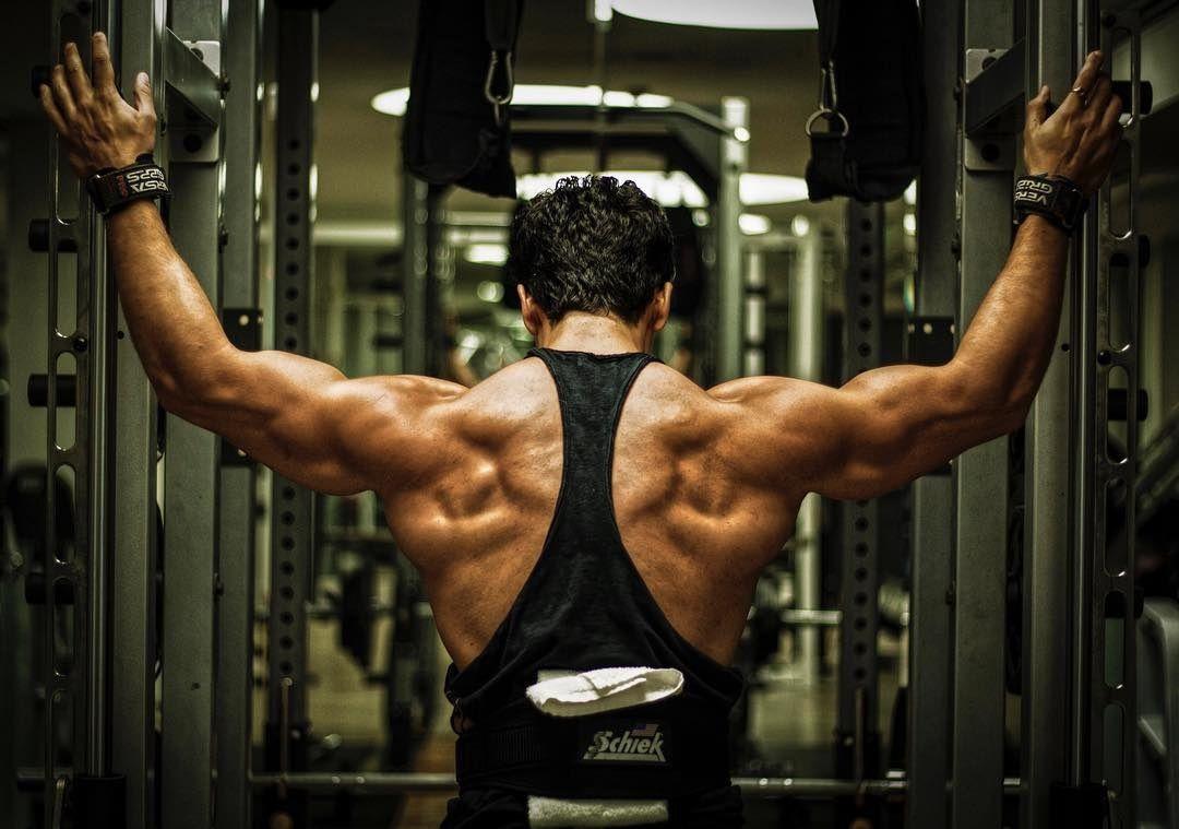 1080x759 The Secrets Behind The Six Pack Abs And Flexible Body Of Tiger