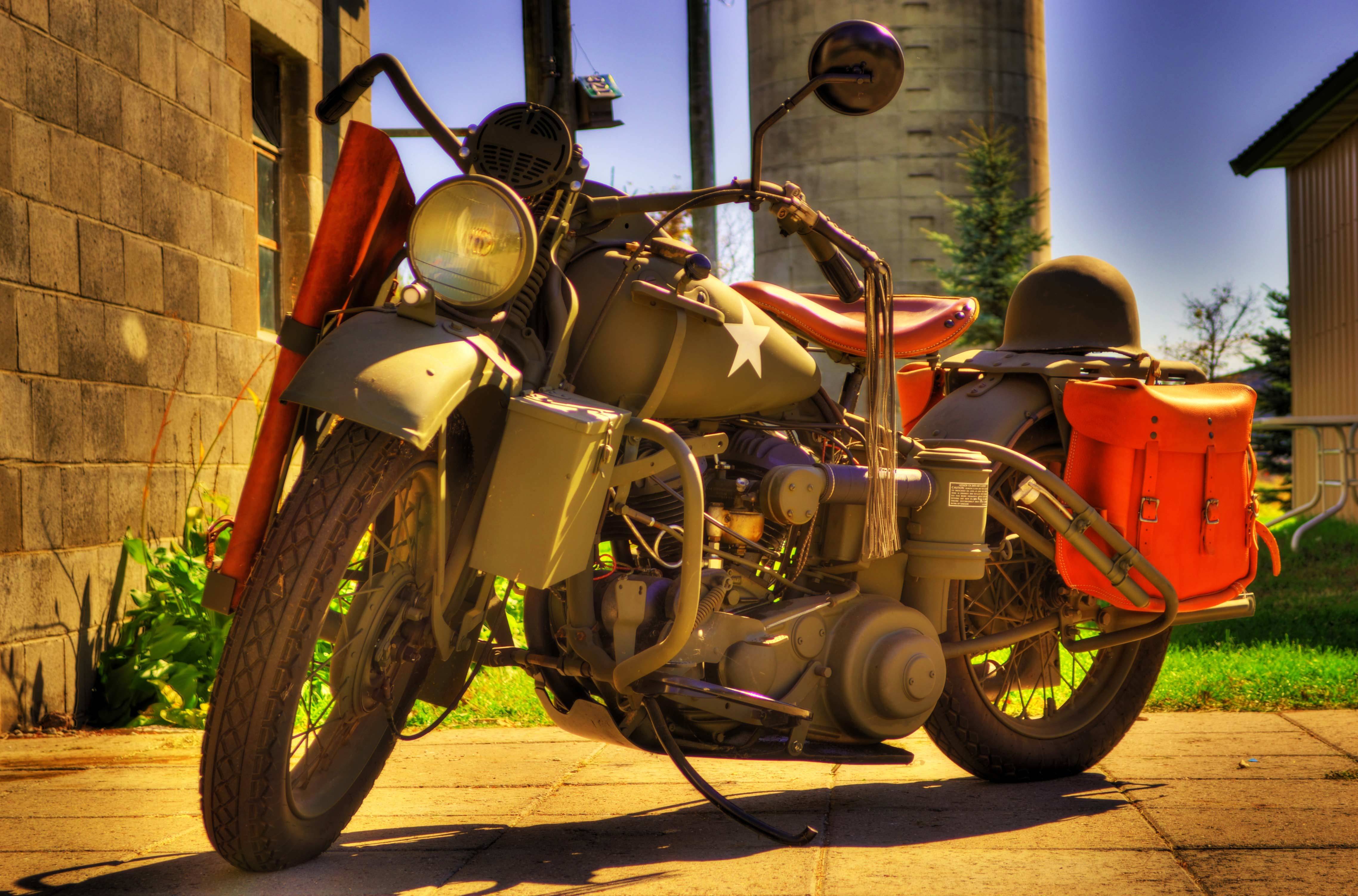 4552x3003 Army Motorcycles Wallpaper