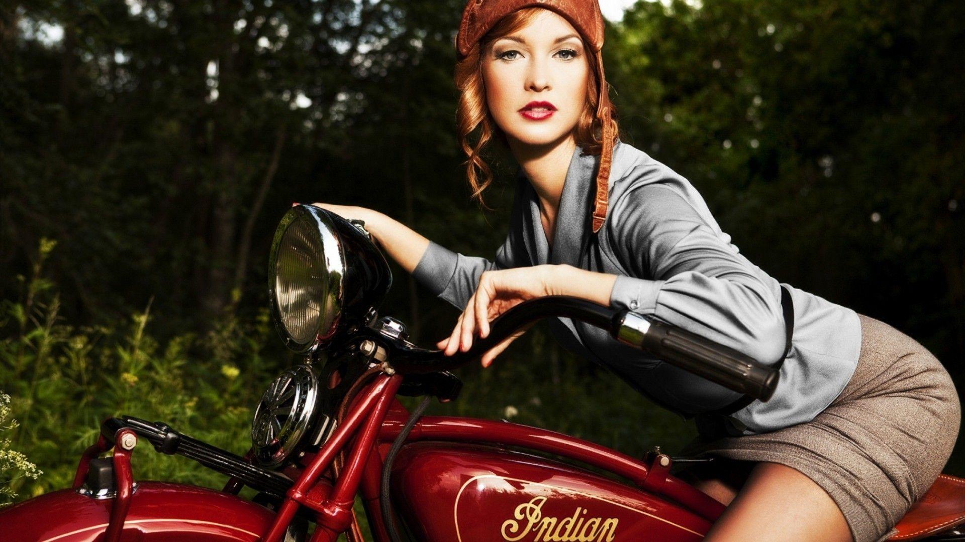1920x1080 Babe on retro motorcycle
