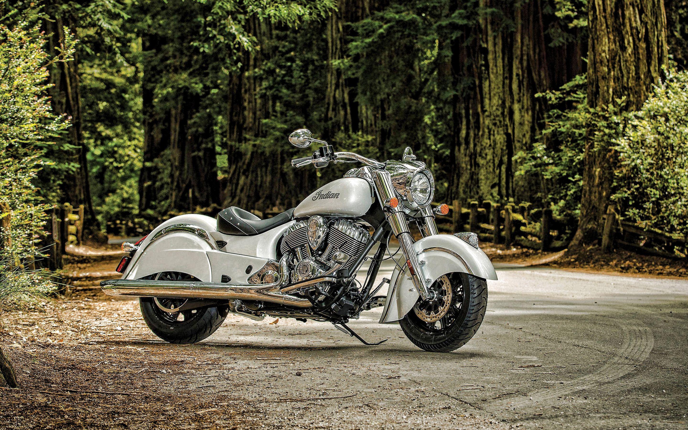 2880x1800 Download wallpaper Indian Chief Vintage, luxury white