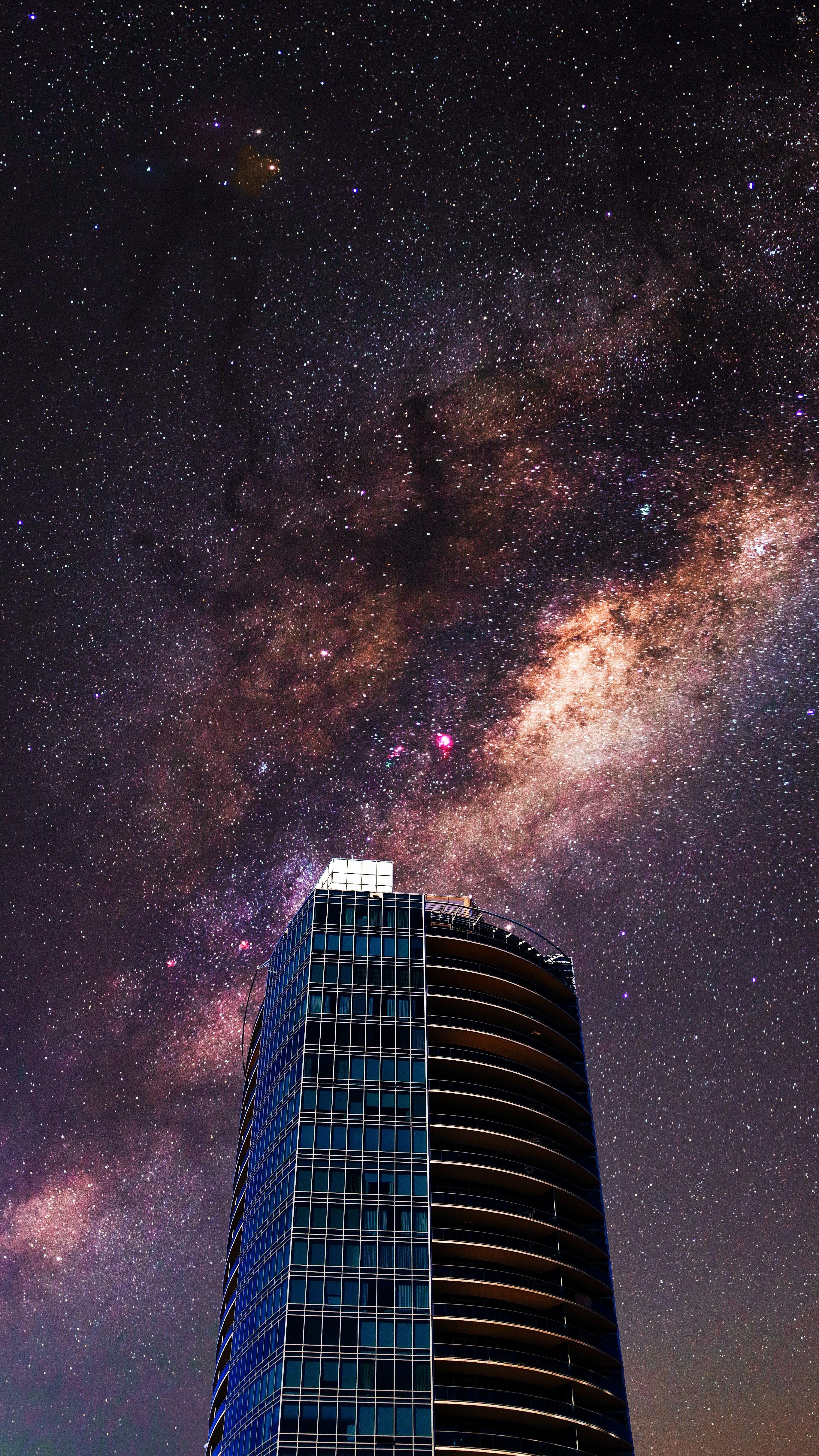 2728x4850 Wallpaper of the week: city photography