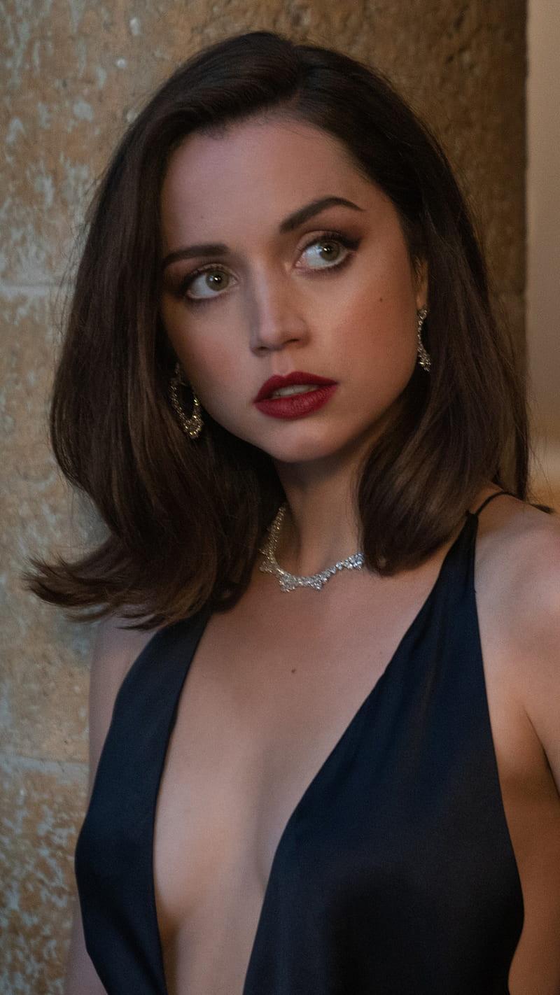 800x1422 1600x900px, 720P free download. Anna de Armas 007 Bond Girl NO TIME TO DIE, low cut front, spaghetti straps, HD wallpaper