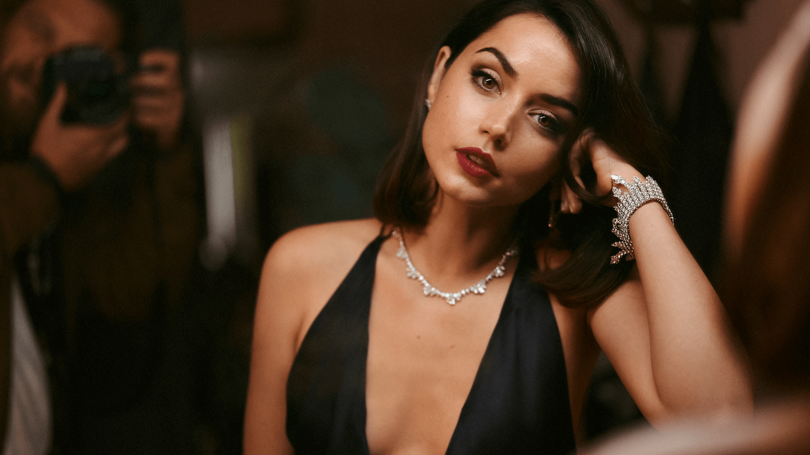 1600x900 The Jewellery of the Bond girls