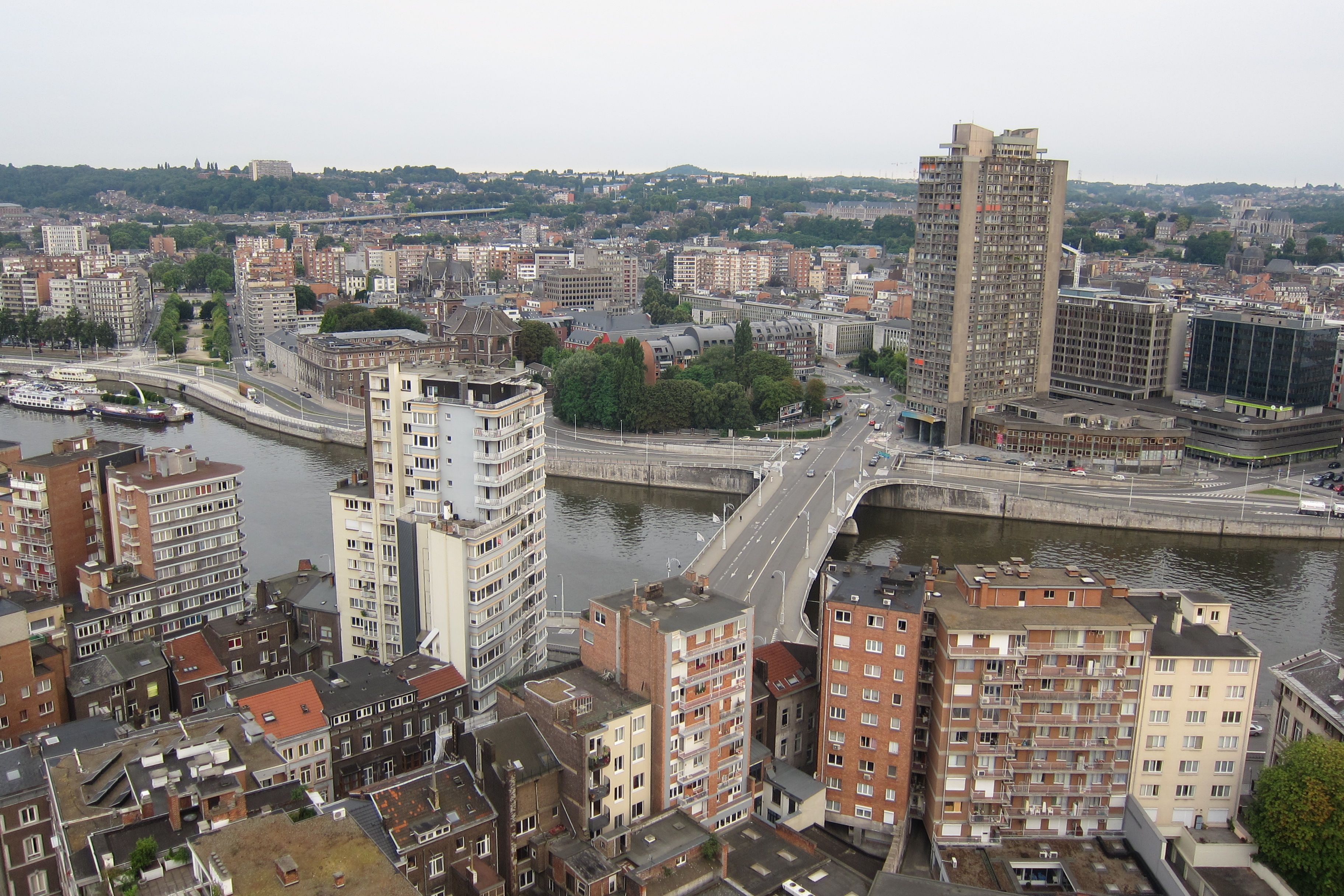 3648x2432 View of Liège
