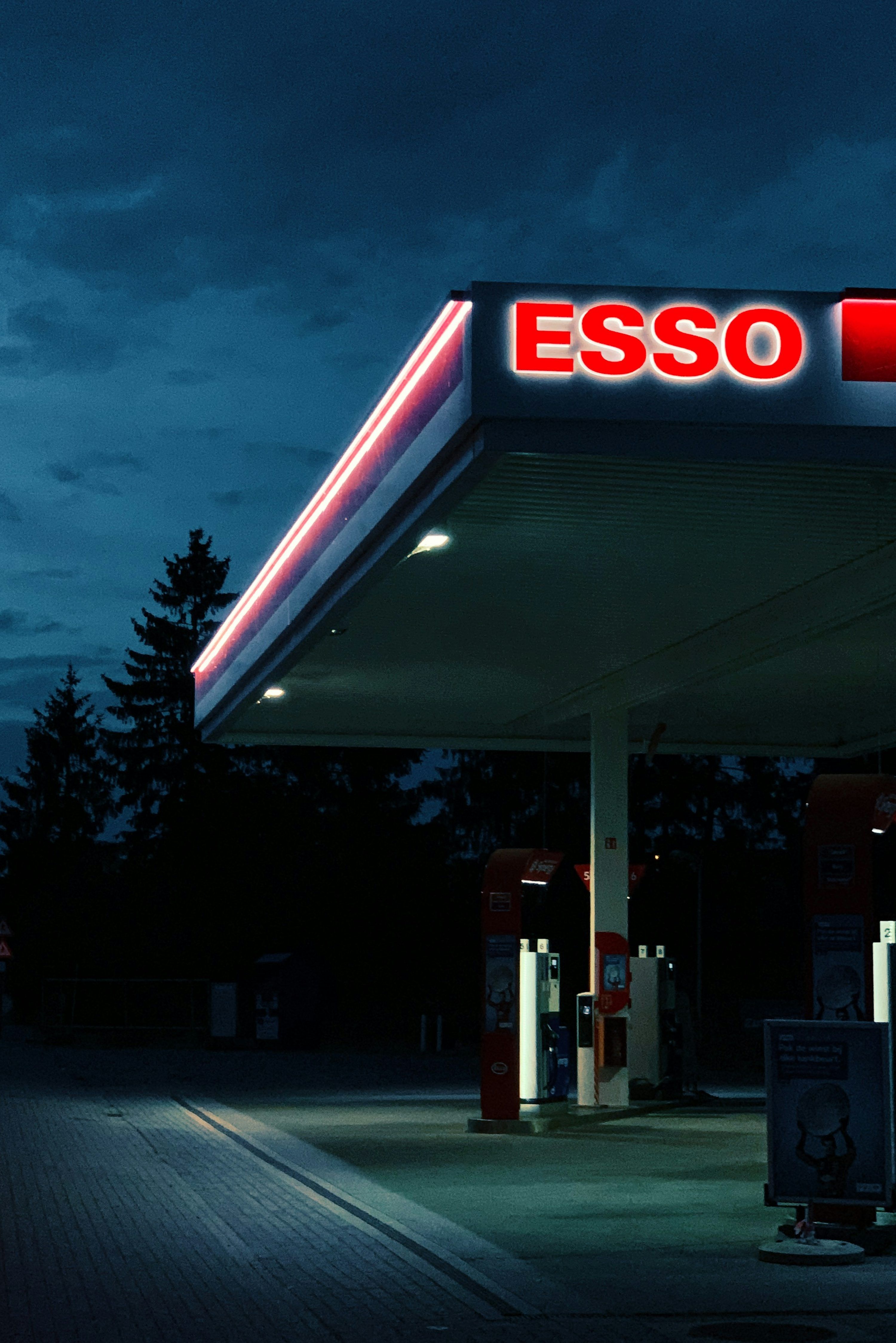 3000x4497 Esso gas station during night photo