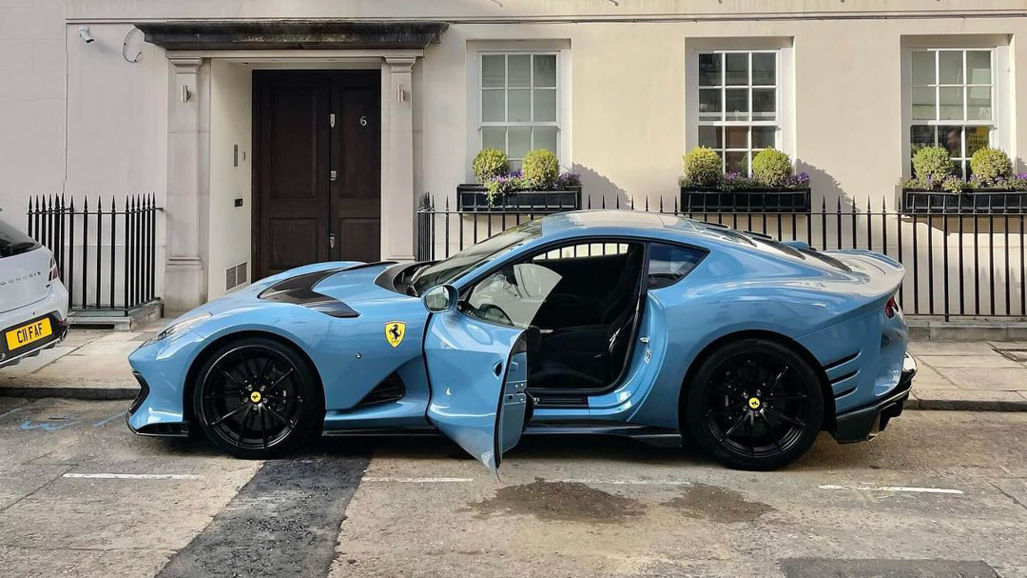 2048x1152 Did you know about these 16 blue Ferrari colours?
