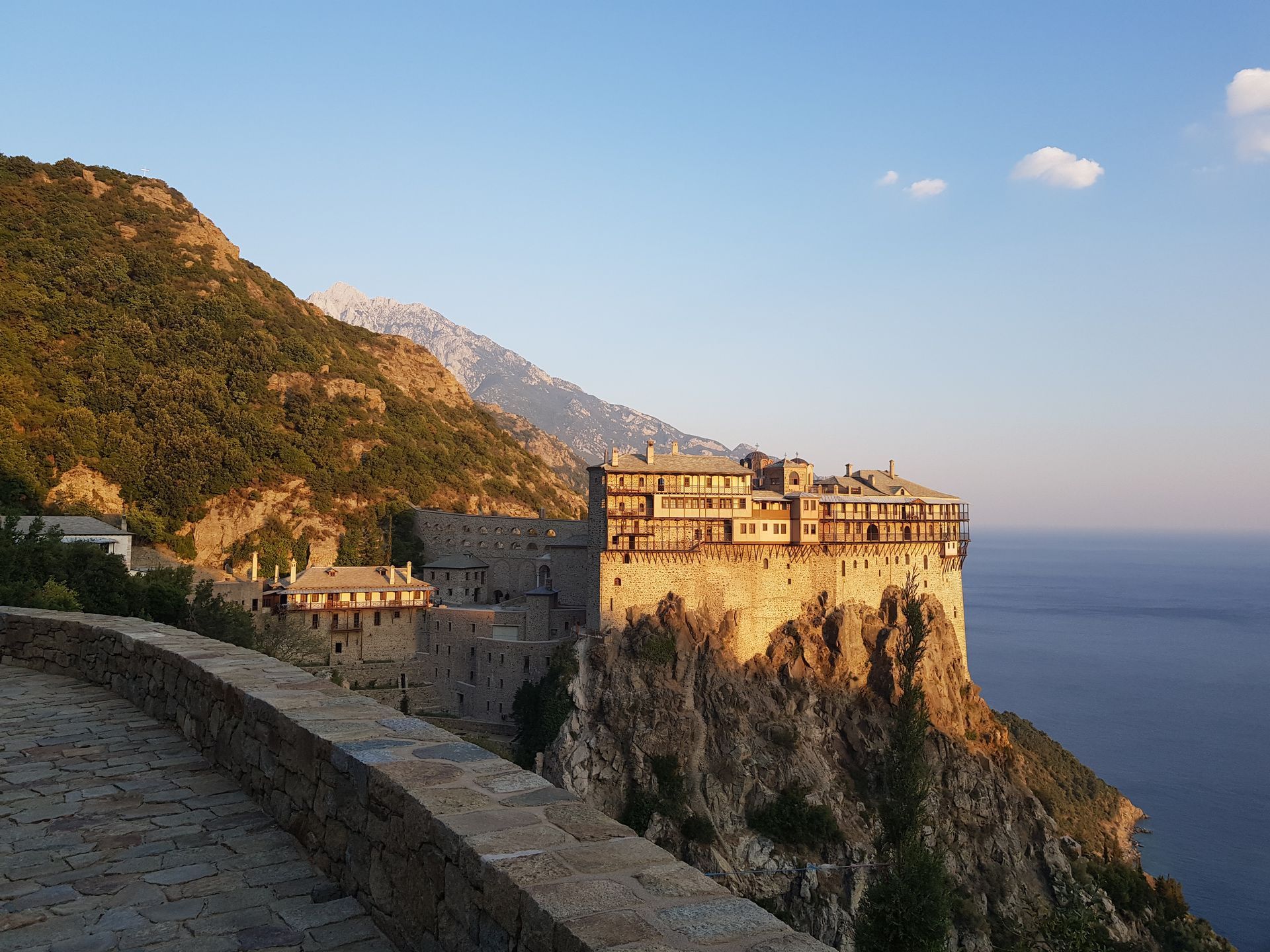 1920x1440 Mount Athos Wallpaper