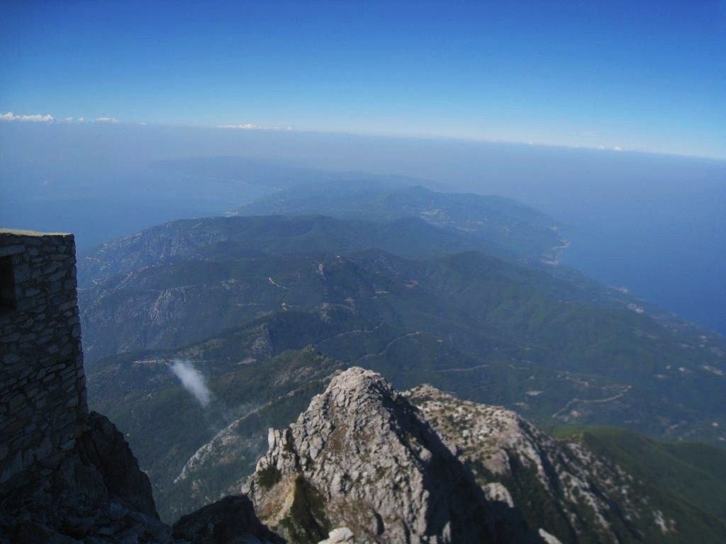 1024x768 – the top of Mount Athos