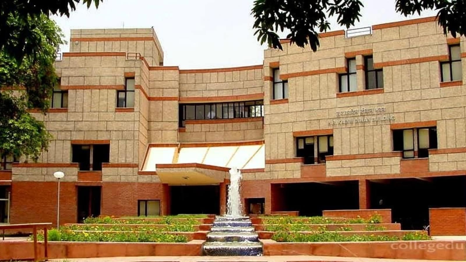 1600x900 How is IIT Kanpur Enhancing Deep Tech Startups?. Analytics India Magazine