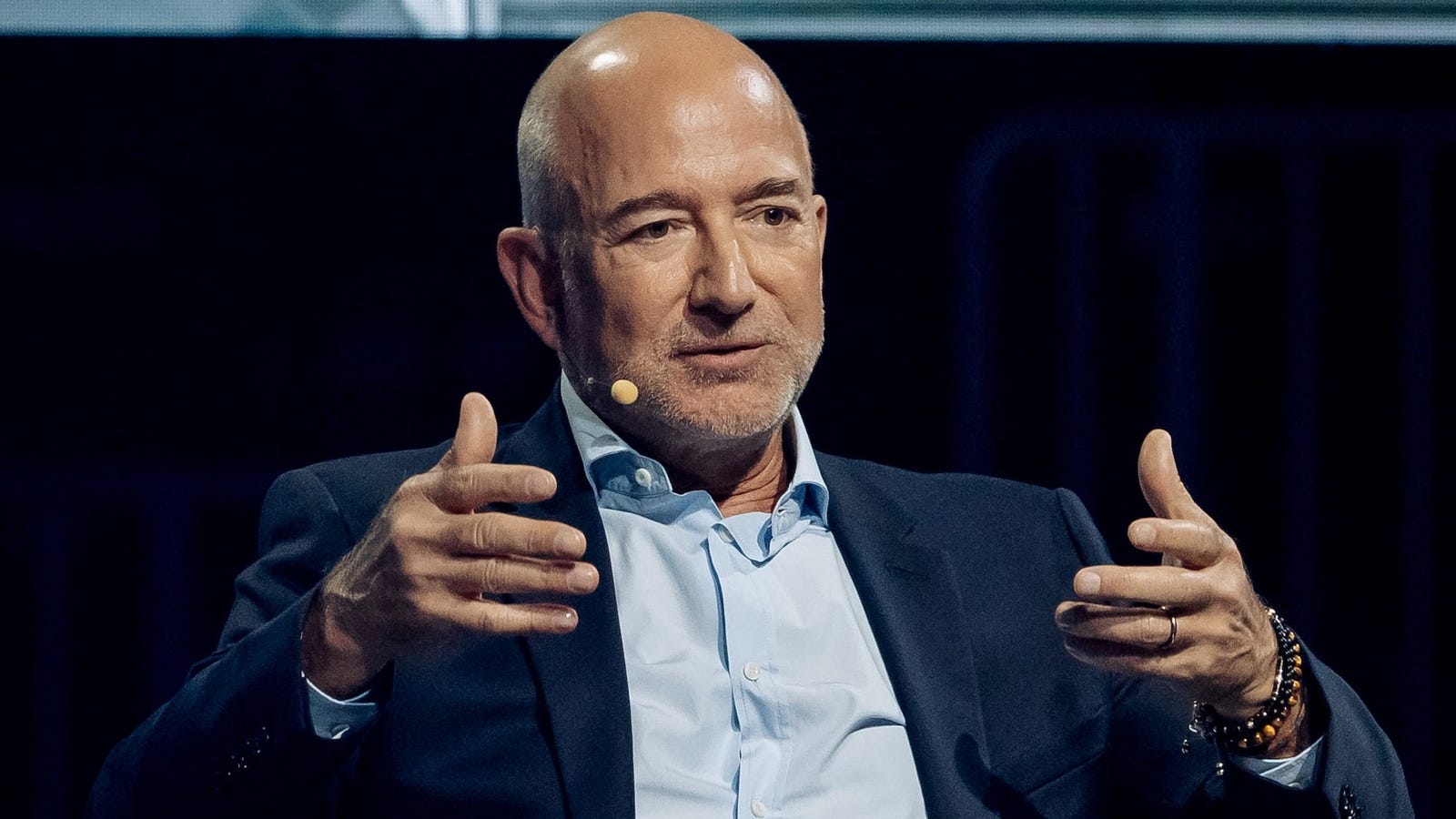 1600x900 Jeff Bezos Says Outlawing Data Centers Isn't a Solution to AI Concerns