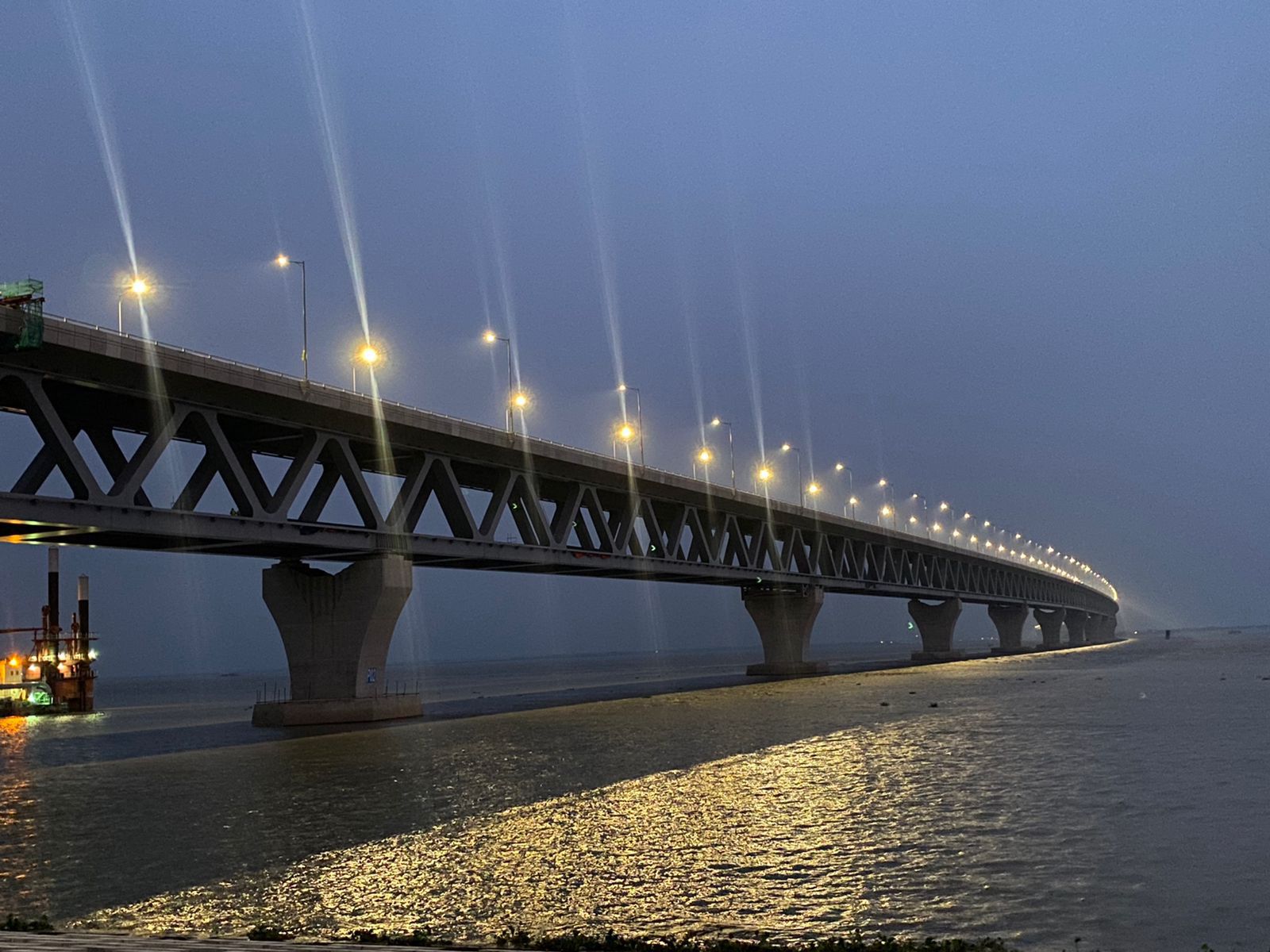 1600x1200 Padma Bridge now illuminated with all 415 lamp posts. The Business Standard