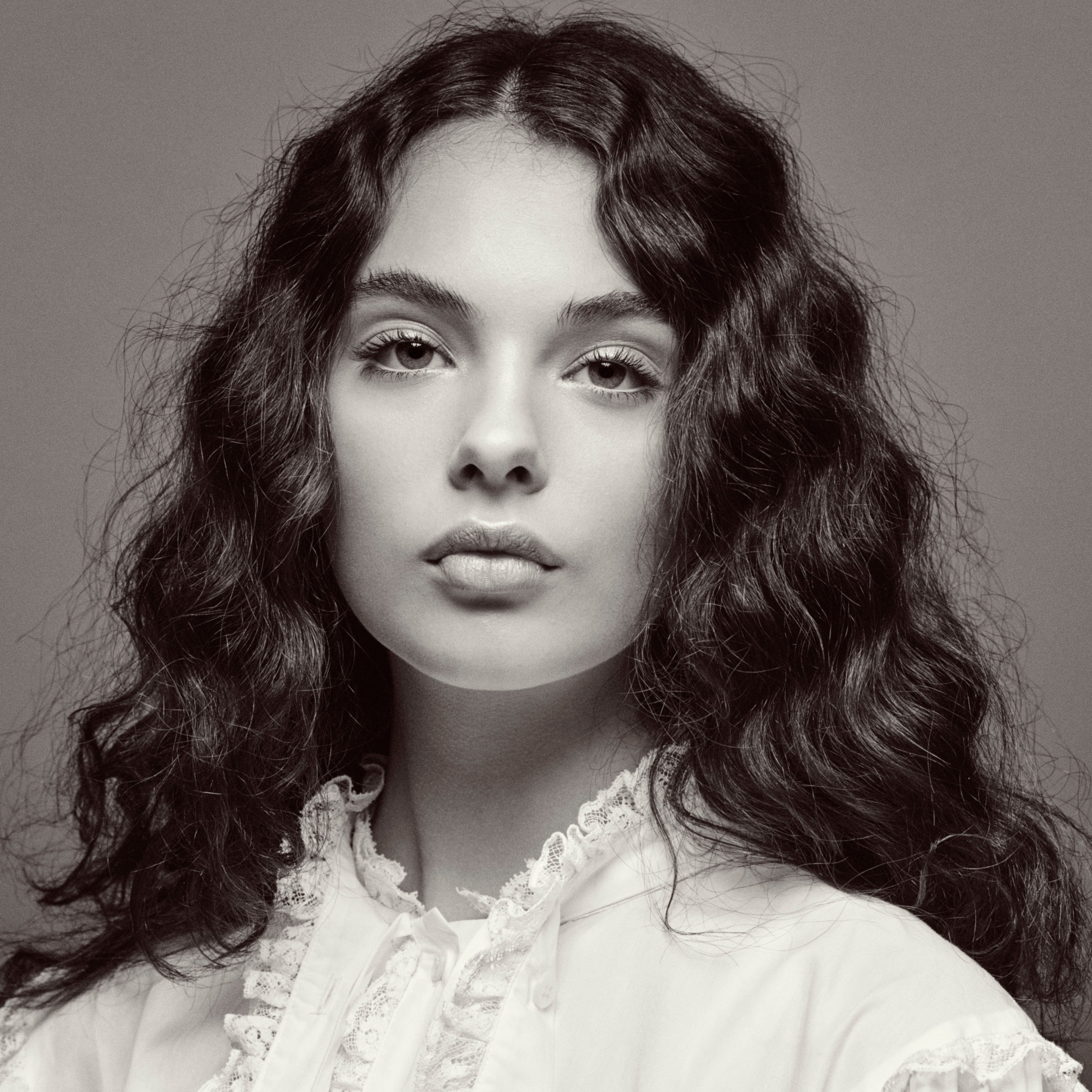 5504x5504 Wallpaper model, portrait, black and white, beauty, Deva Cassel, Virgo Kassel for mobile and desktop, section девушки, resolution 5504x5504