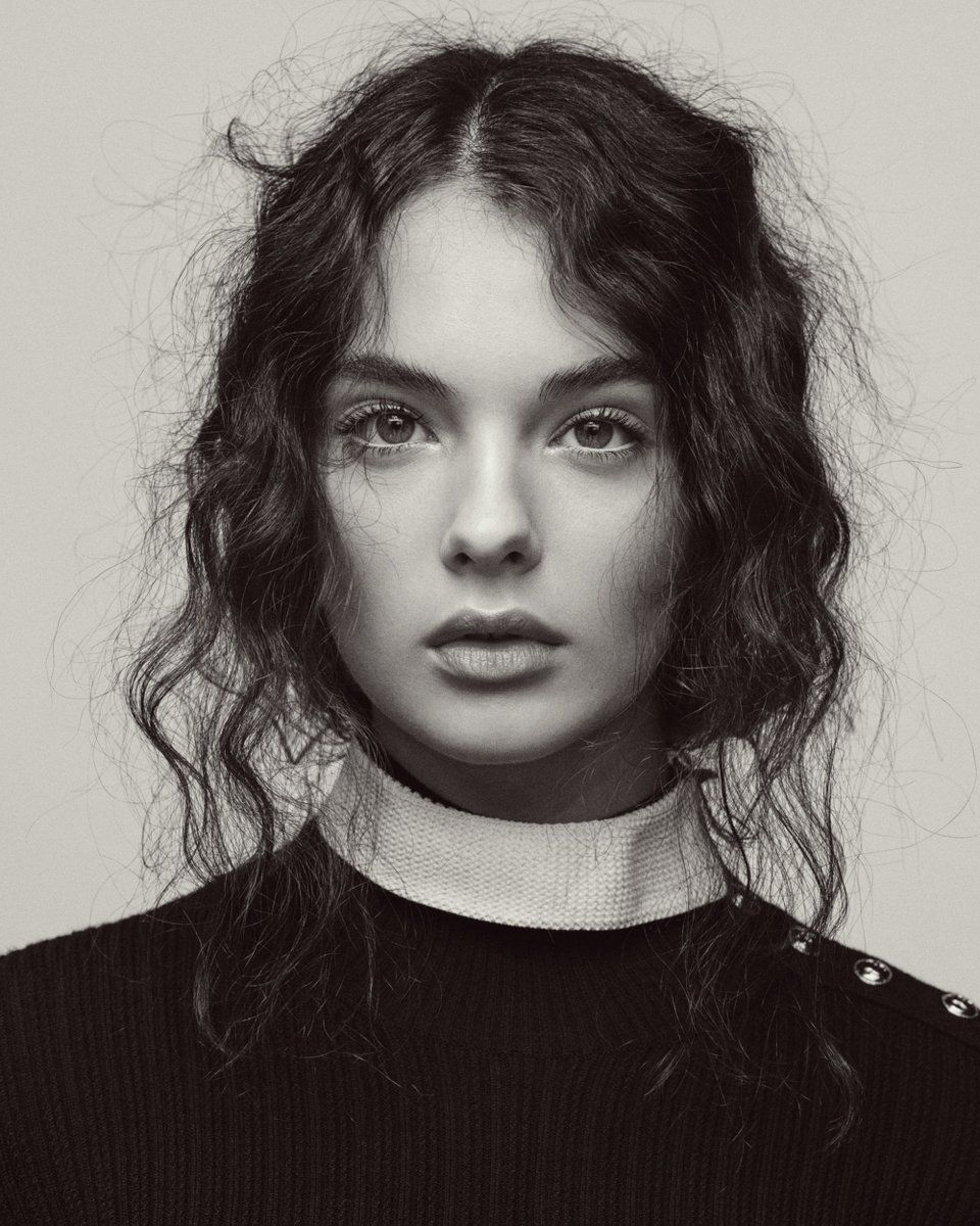 960x1200 Bellucci + Cassel = DEVA
