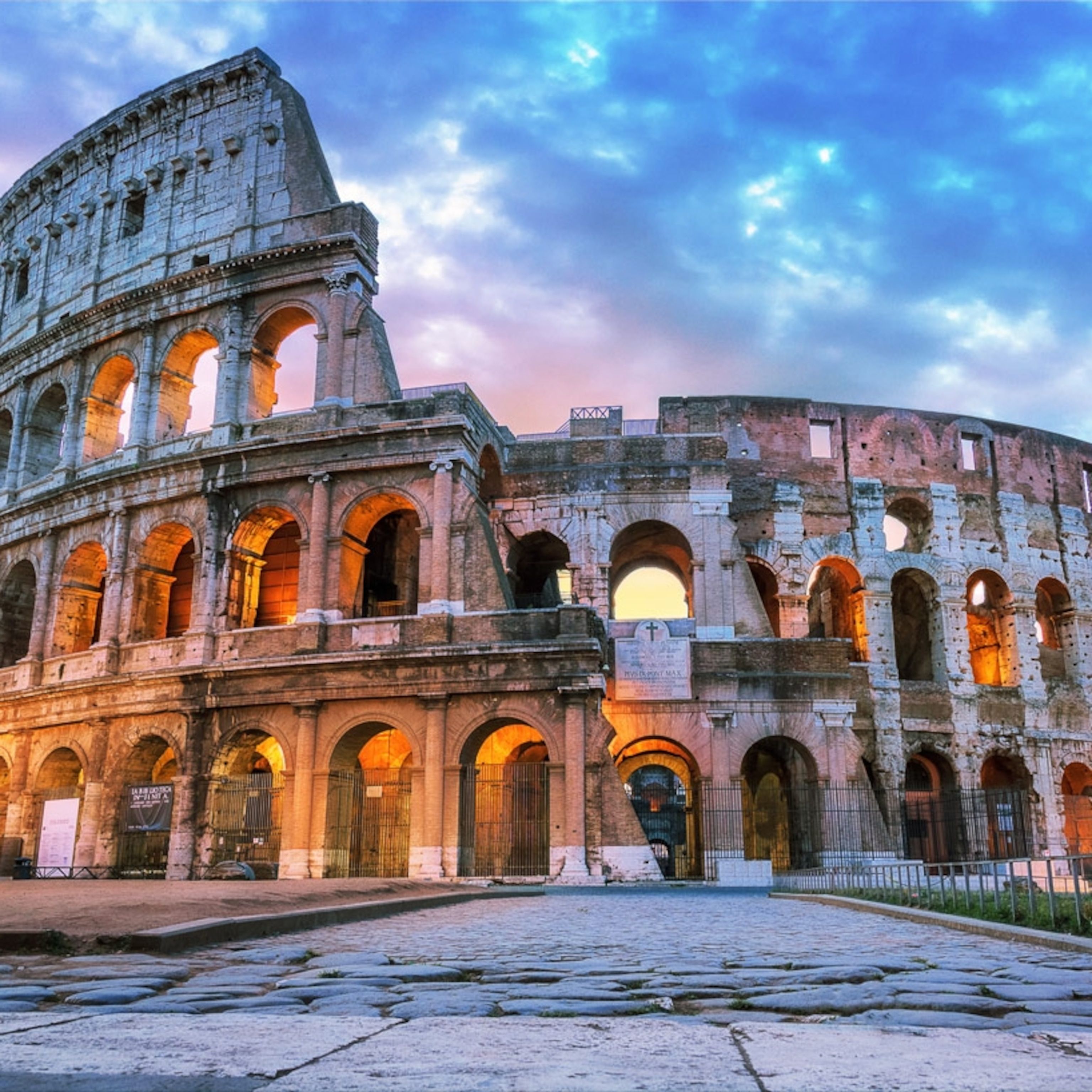 3072x3072 Ancient Rome facts and history. National Geographic Kids