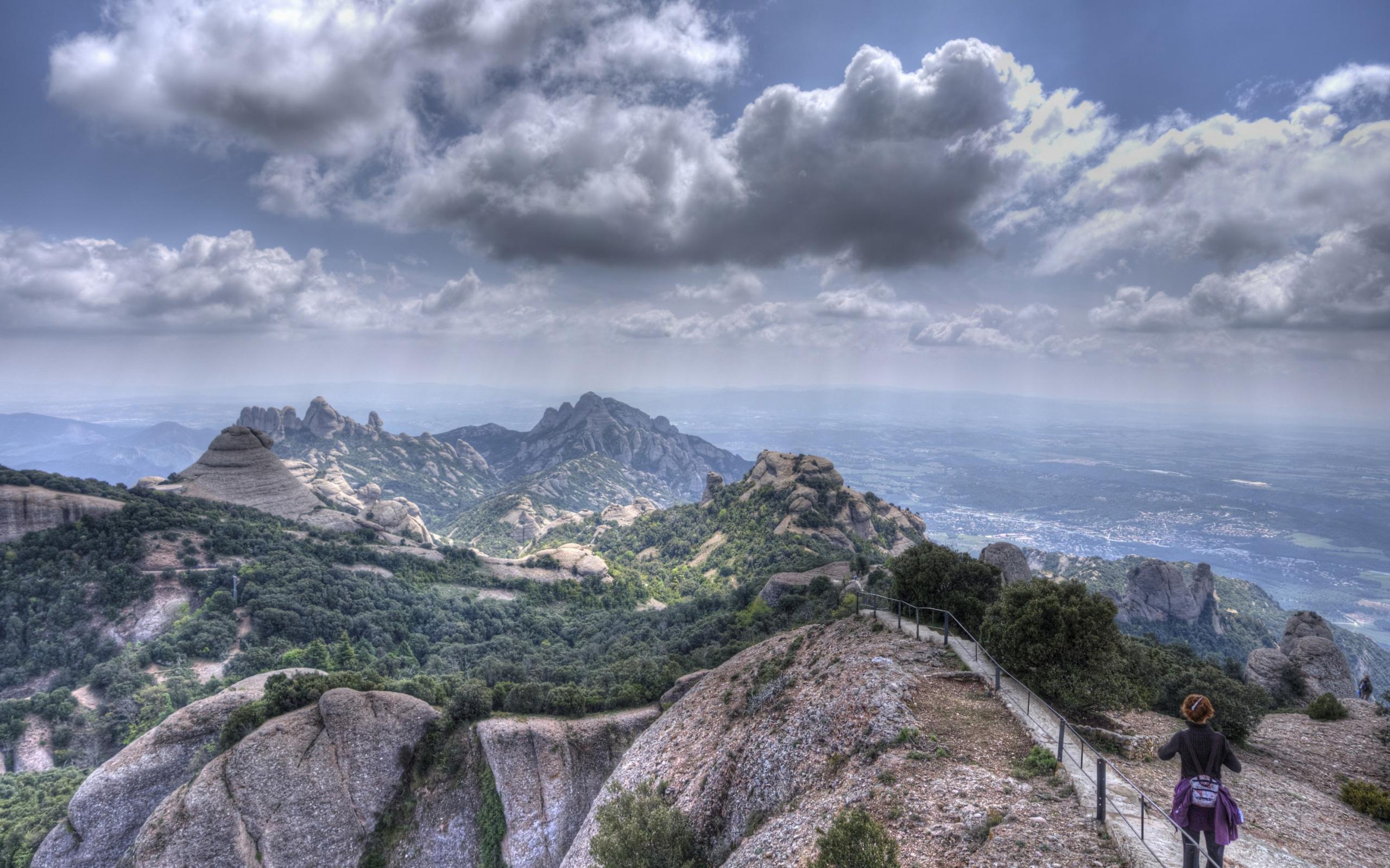 2560x1600 Montserrat Wallpaper