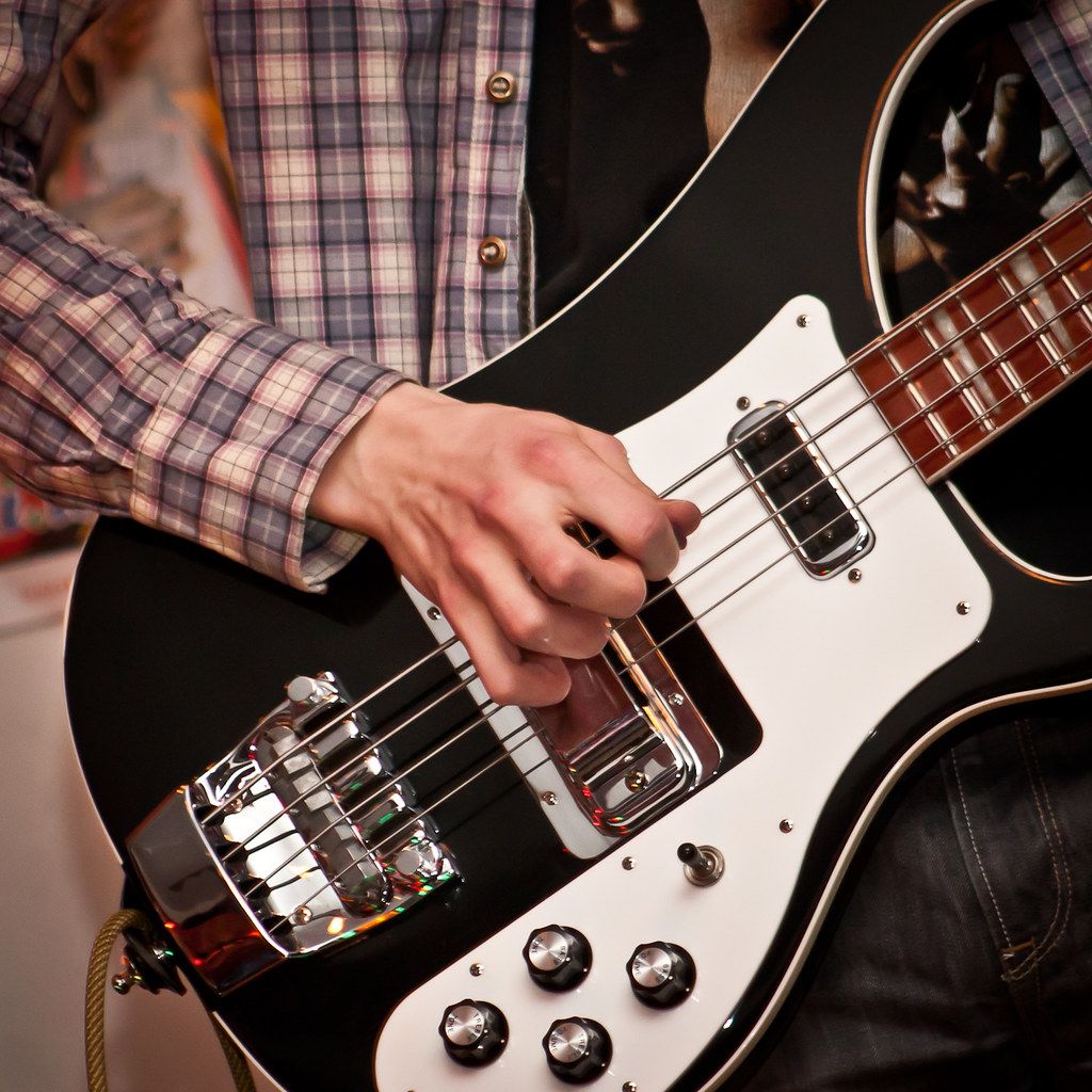 1024x1024 Rickenbacker 4003 bass. Reykjavik Blues Festival 2012