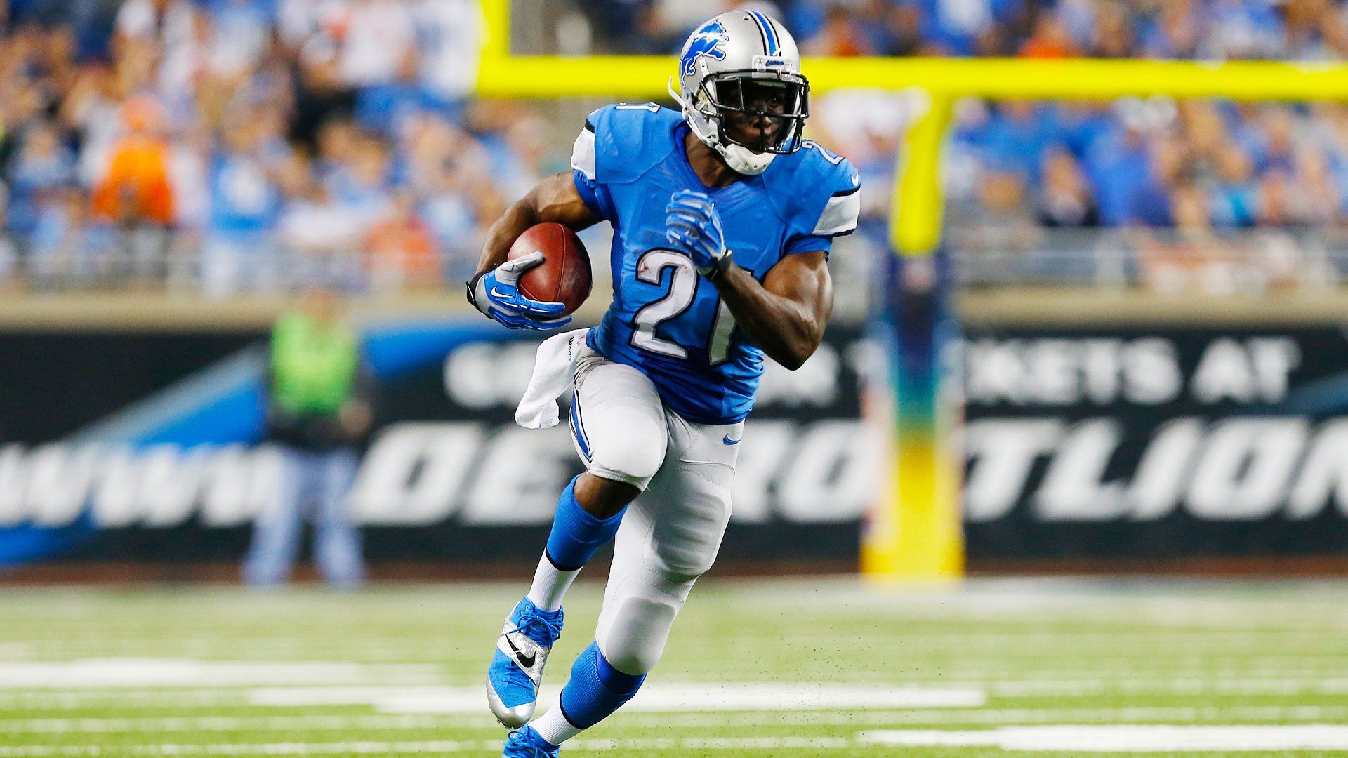 1920x1080 Reggie Bush shreds Chicago Bears for 112 yards in a half Bears Blog- ESPN