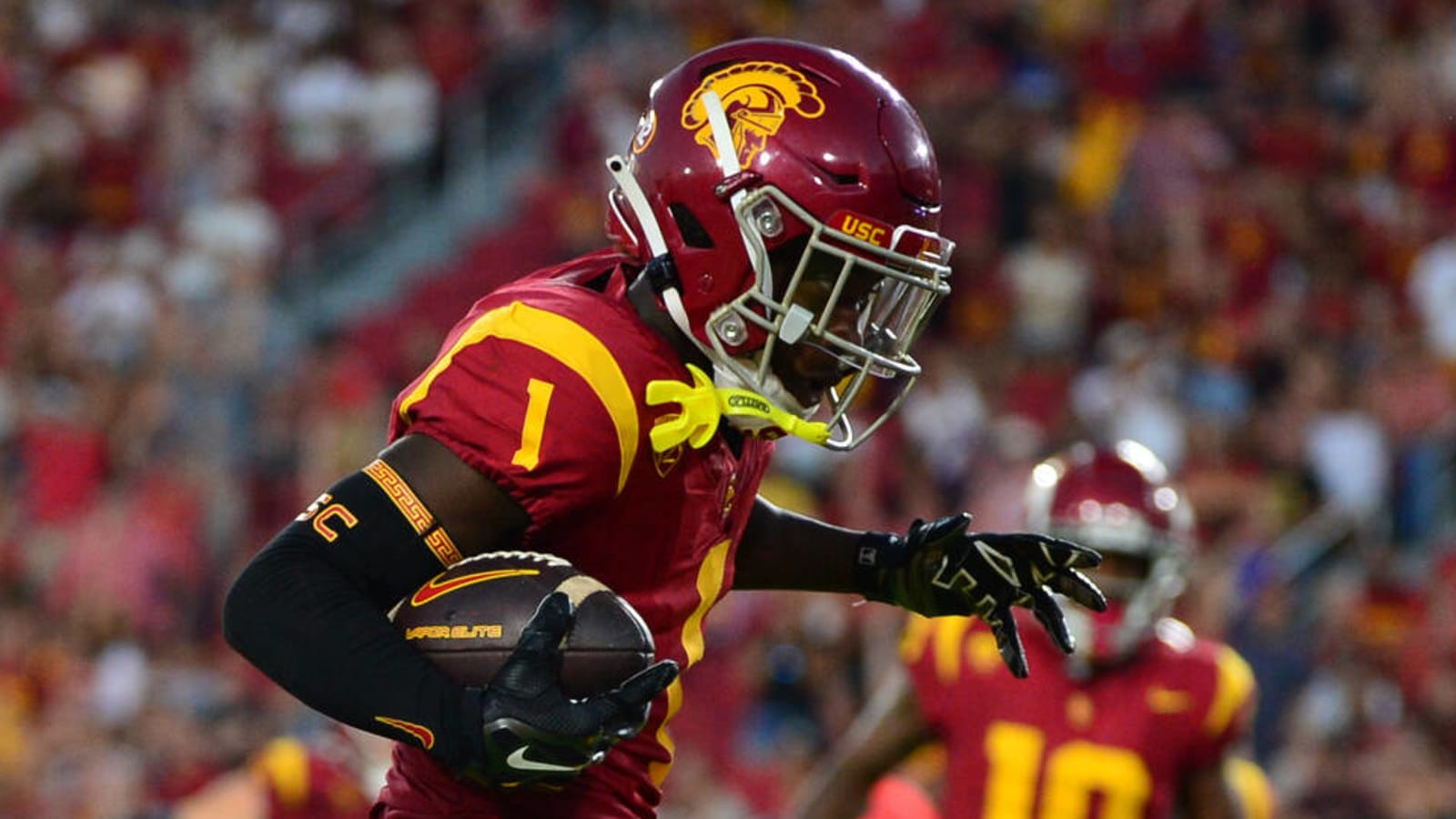 1600x900 USC freshman Zachariah Branch looked like Reggie Bush in his first game for Trojans