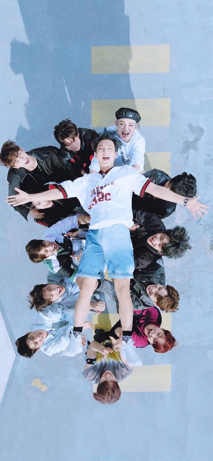 736x1593 SEVENTEEN ​ (세븐틴) 'Left & Right' Official​ MV