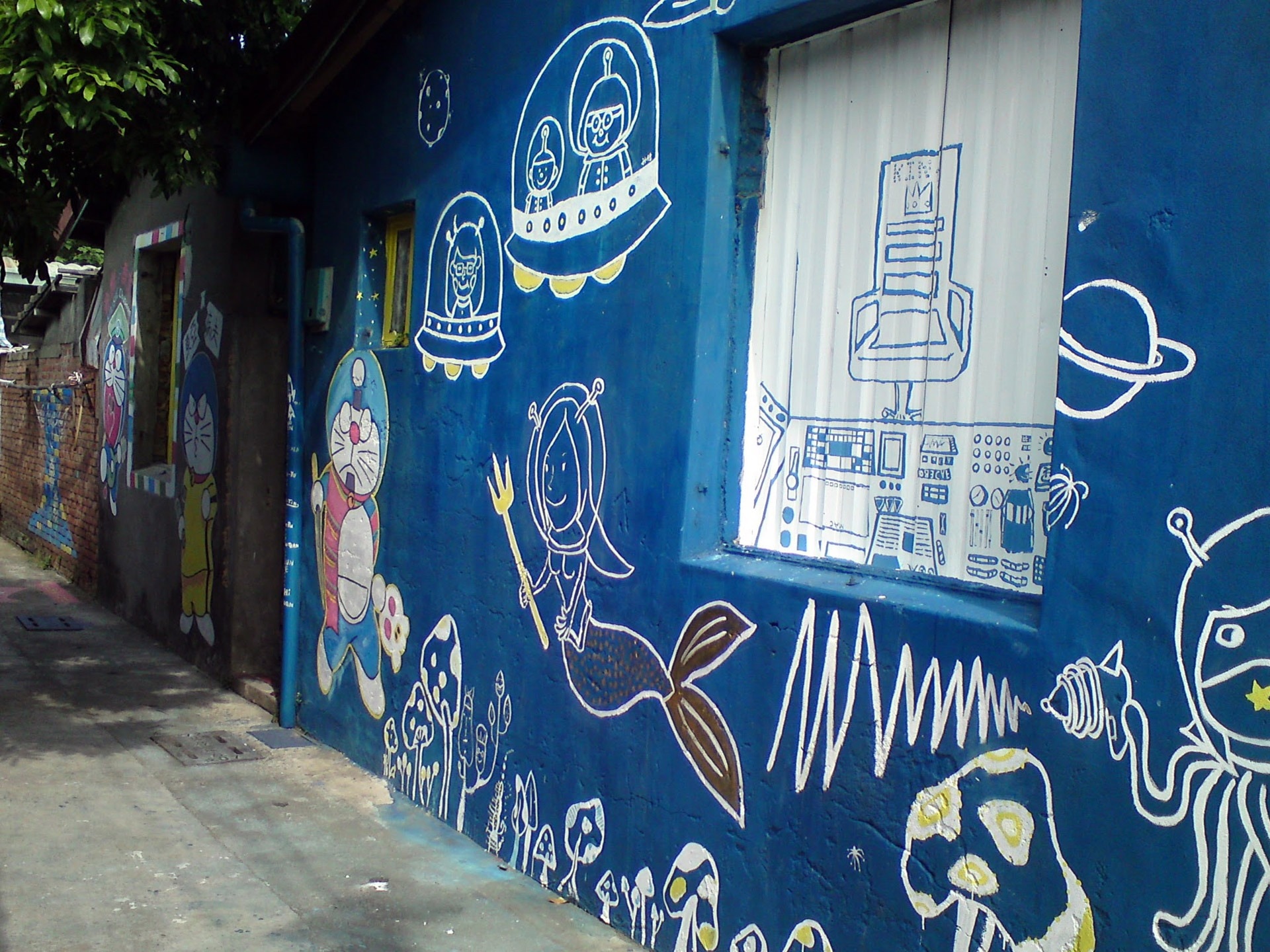 1920x1440 doraemon wall graffiti free image