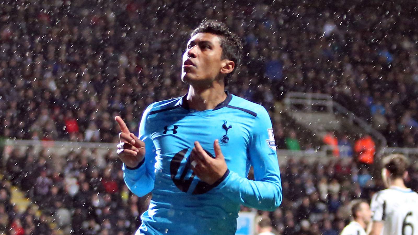 1600x900 Paulinho Wallpaper