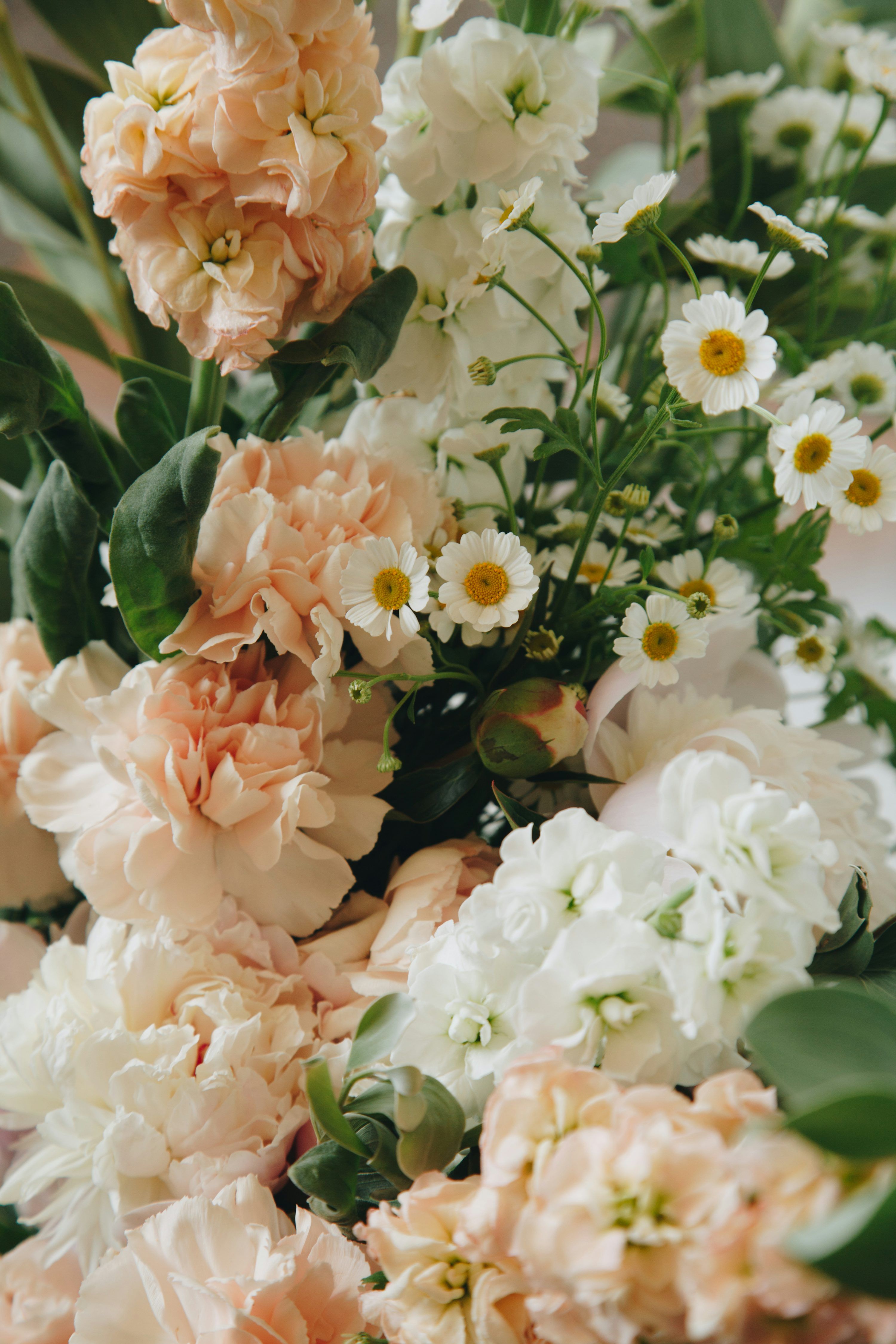 3000x4500 Floral Arrangement Picture. Download Free Image