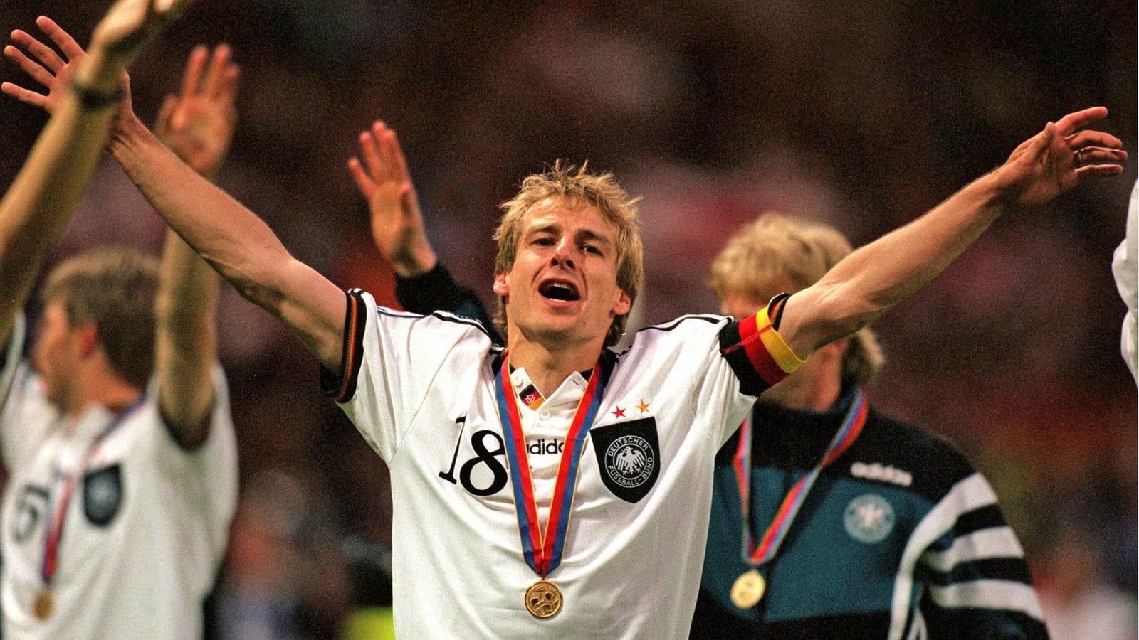 1600x900 Jürgen Klinsmann becomes fifth Honorary Captain of the German National Team [German]