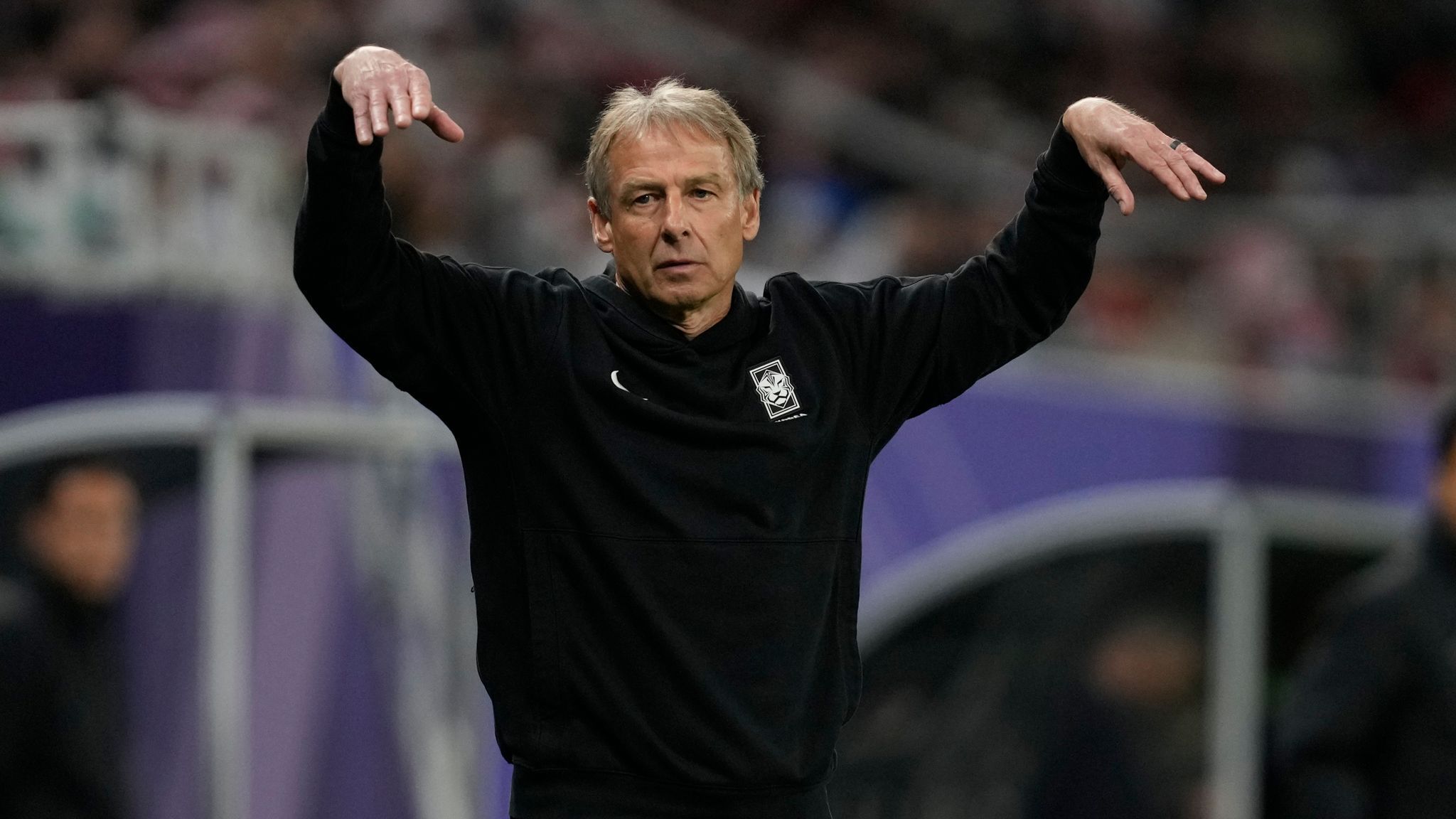 2048x1152 Ping pong fight costs Jurgen Klinsmann his job