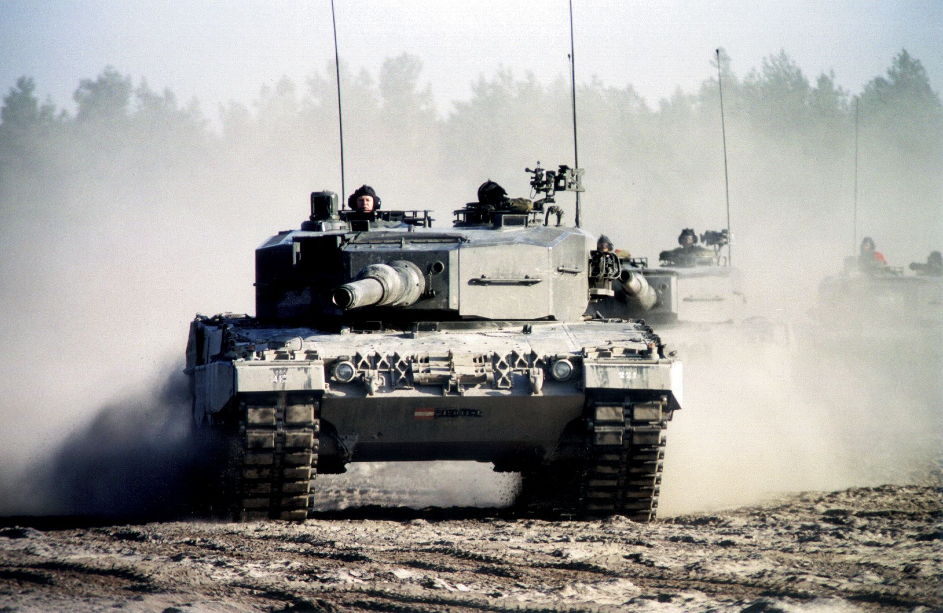 1890x1229 leopard, Tank, Weapon, Military, Tanks, Leopard Soldier Wallpaper HD / Desktop and Mobile Background