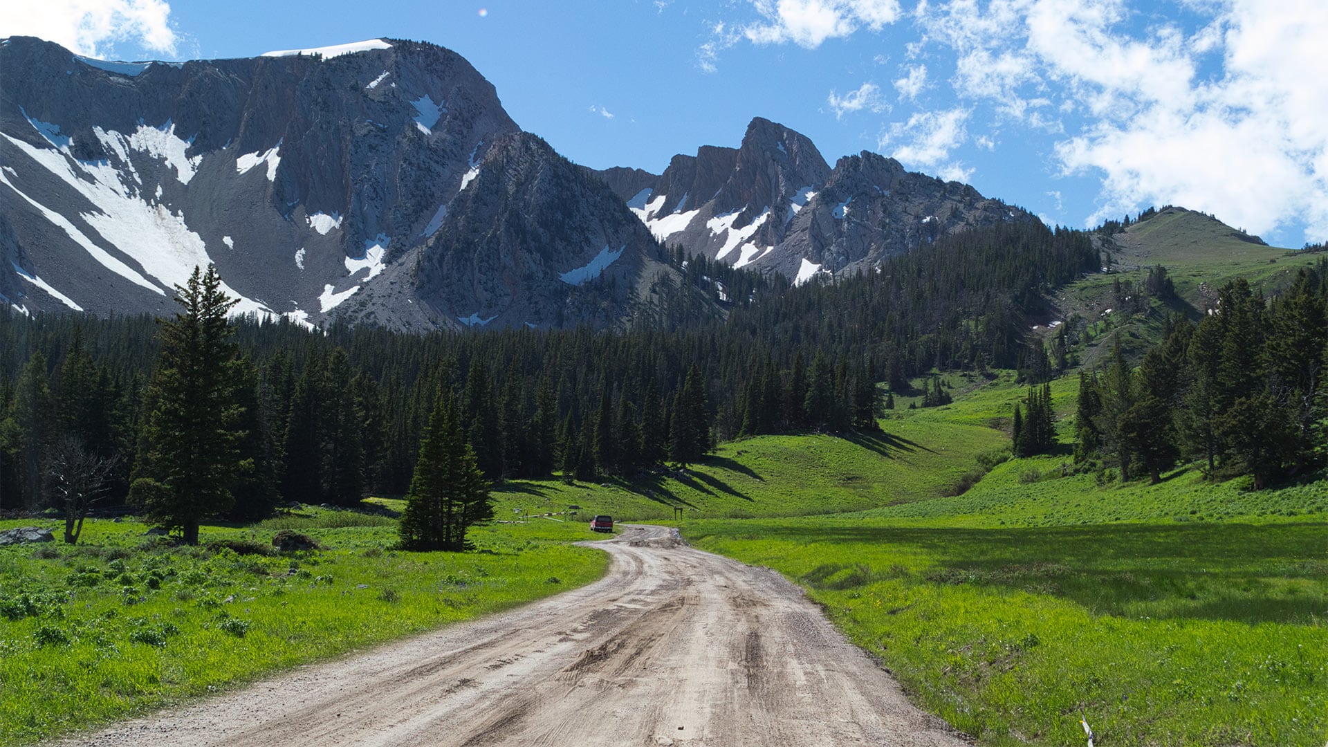 1920x1080 Bozeman, Montana: Gateway to Yellowstone